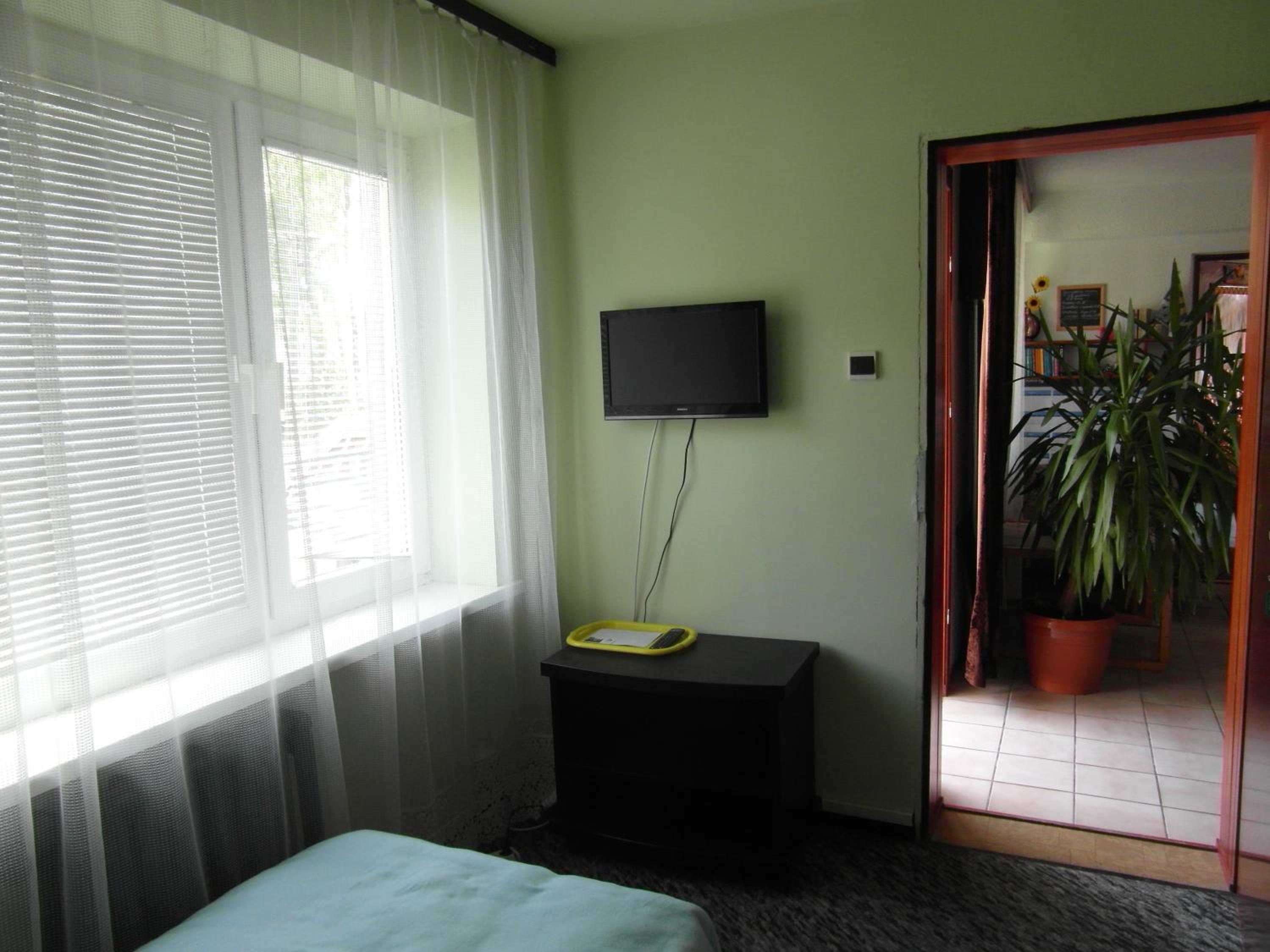 Twin Room with Private External Bathroom photo 3