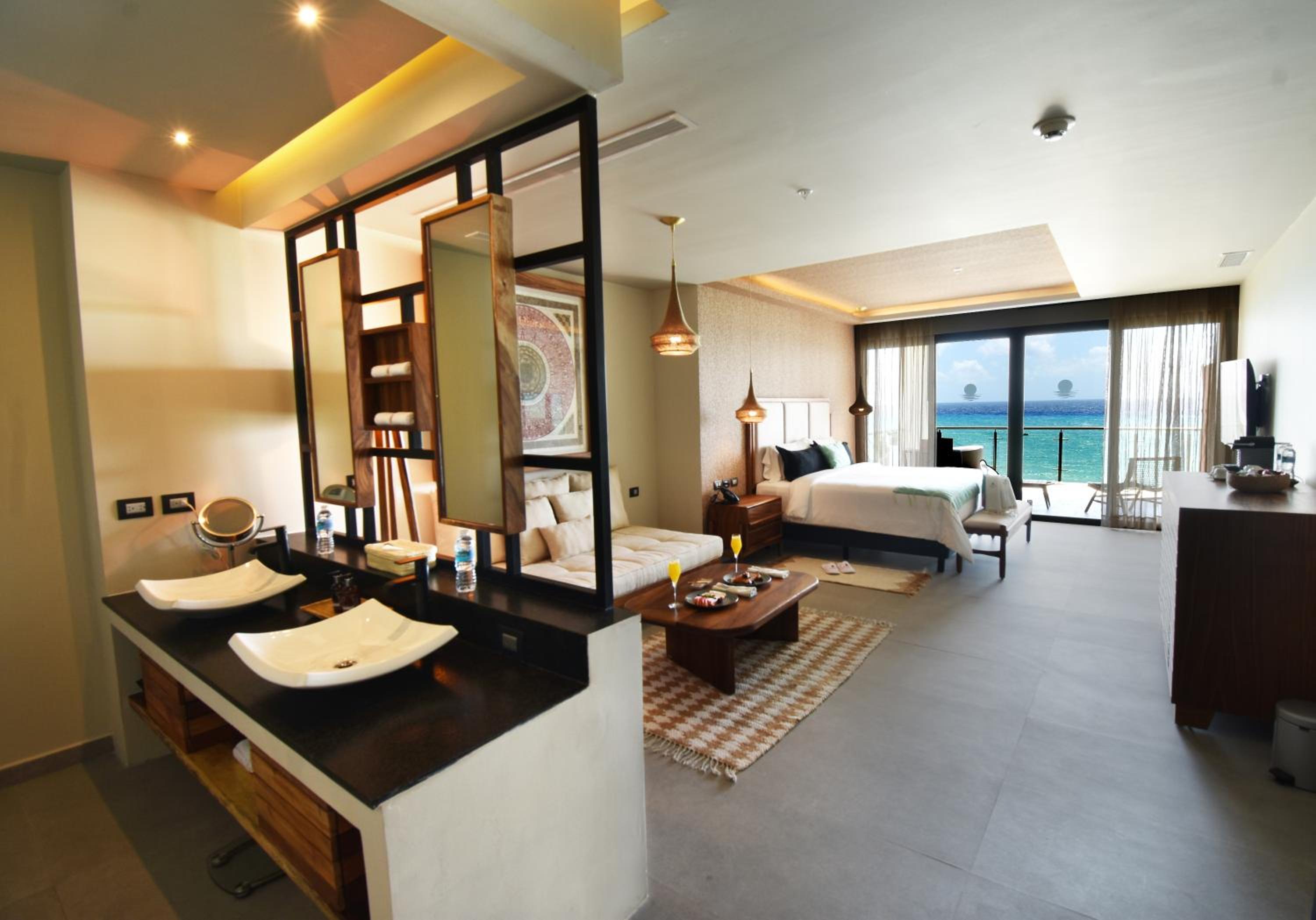 Premium Oceanfront - Photo 9