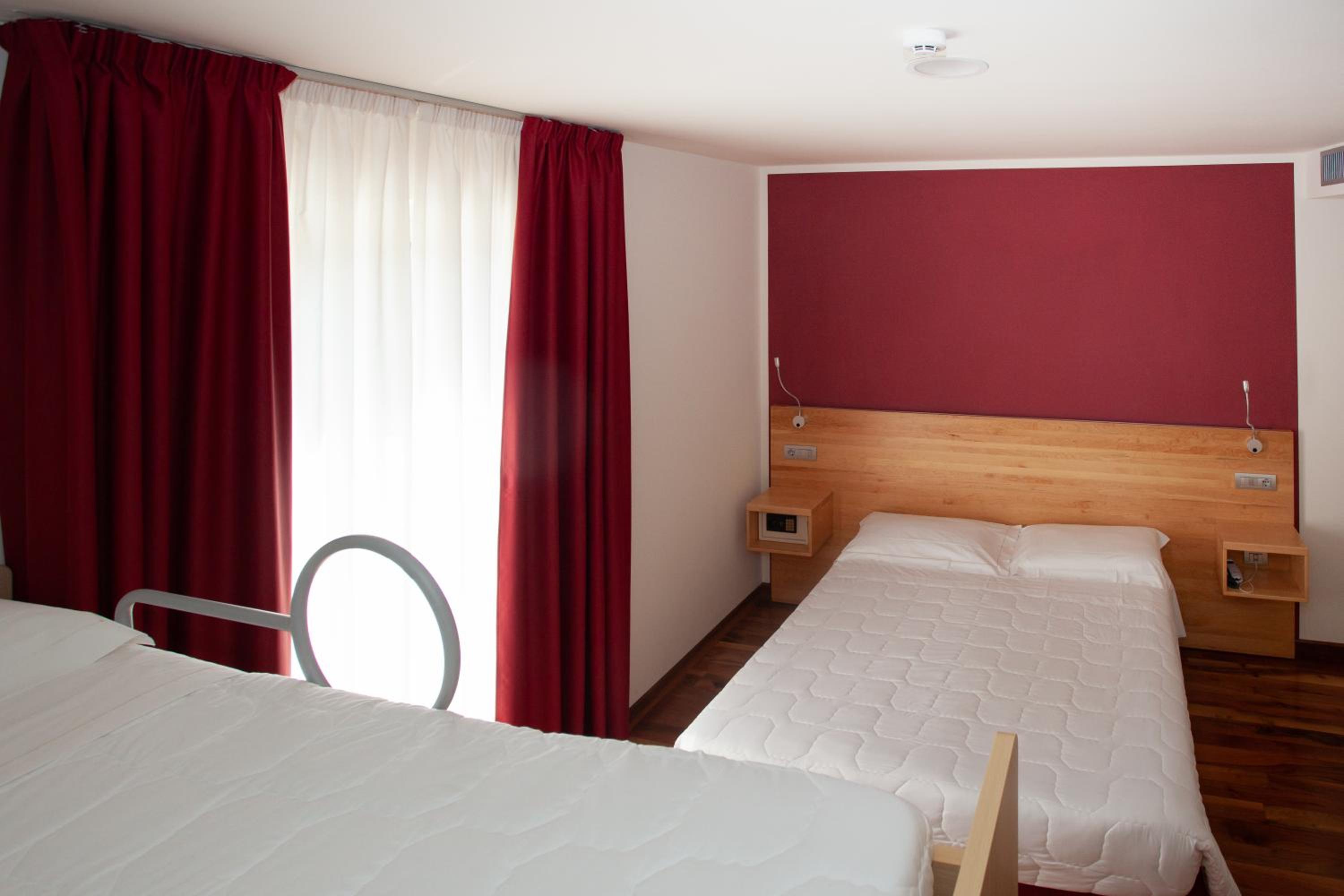 Comfort Quadruple Room - Photo 4