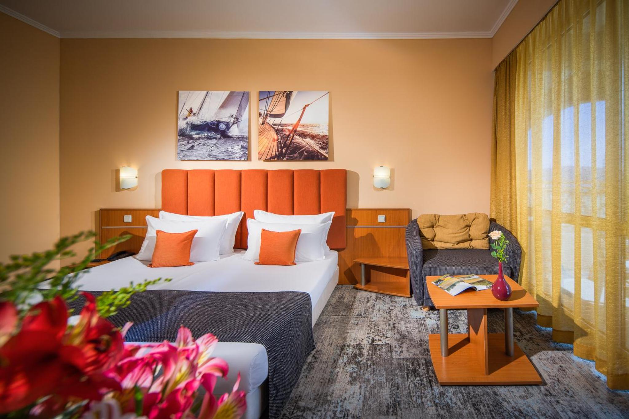 Economy Double Room photo 2