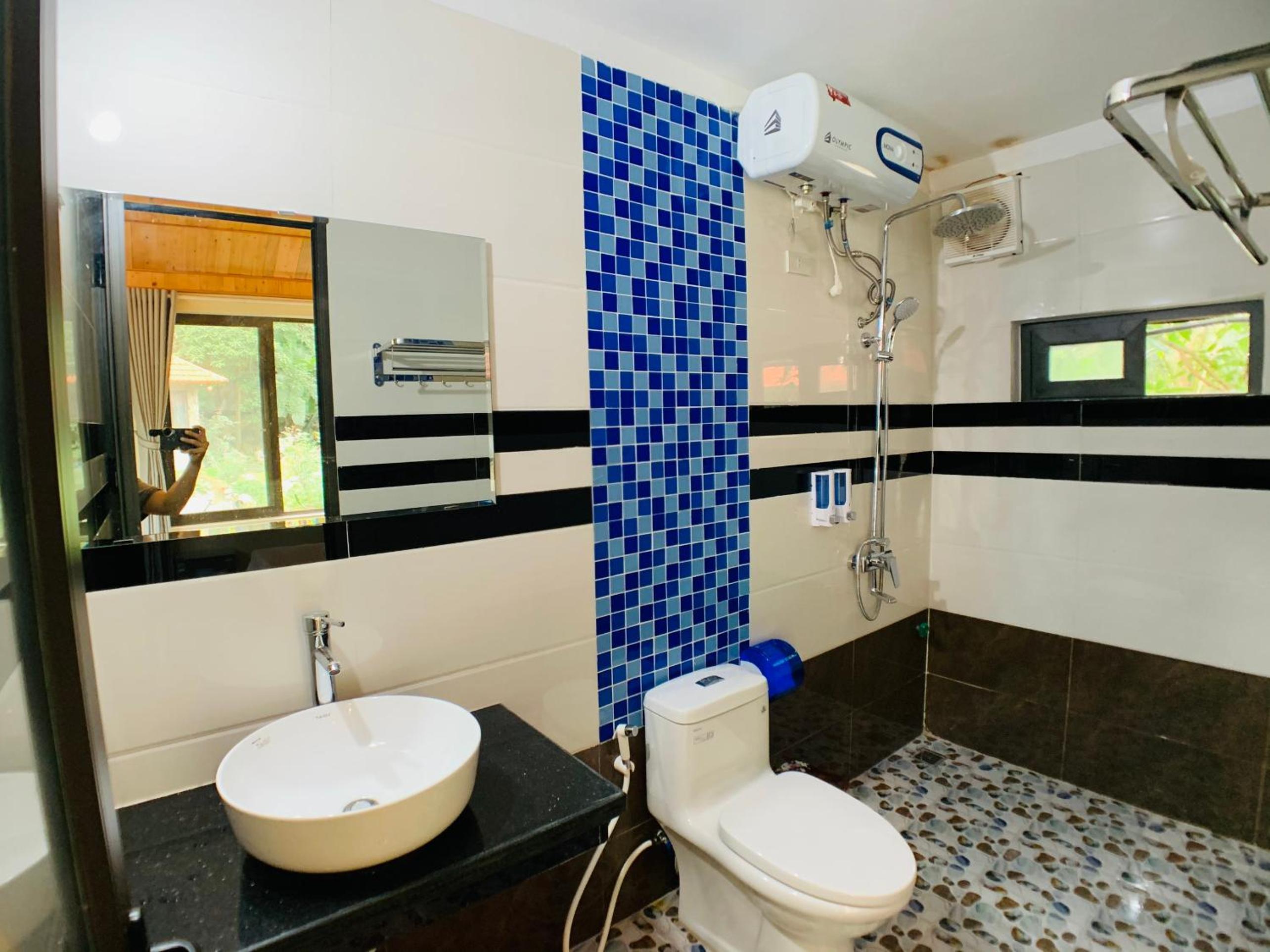 Double Room with Pool View photo 3