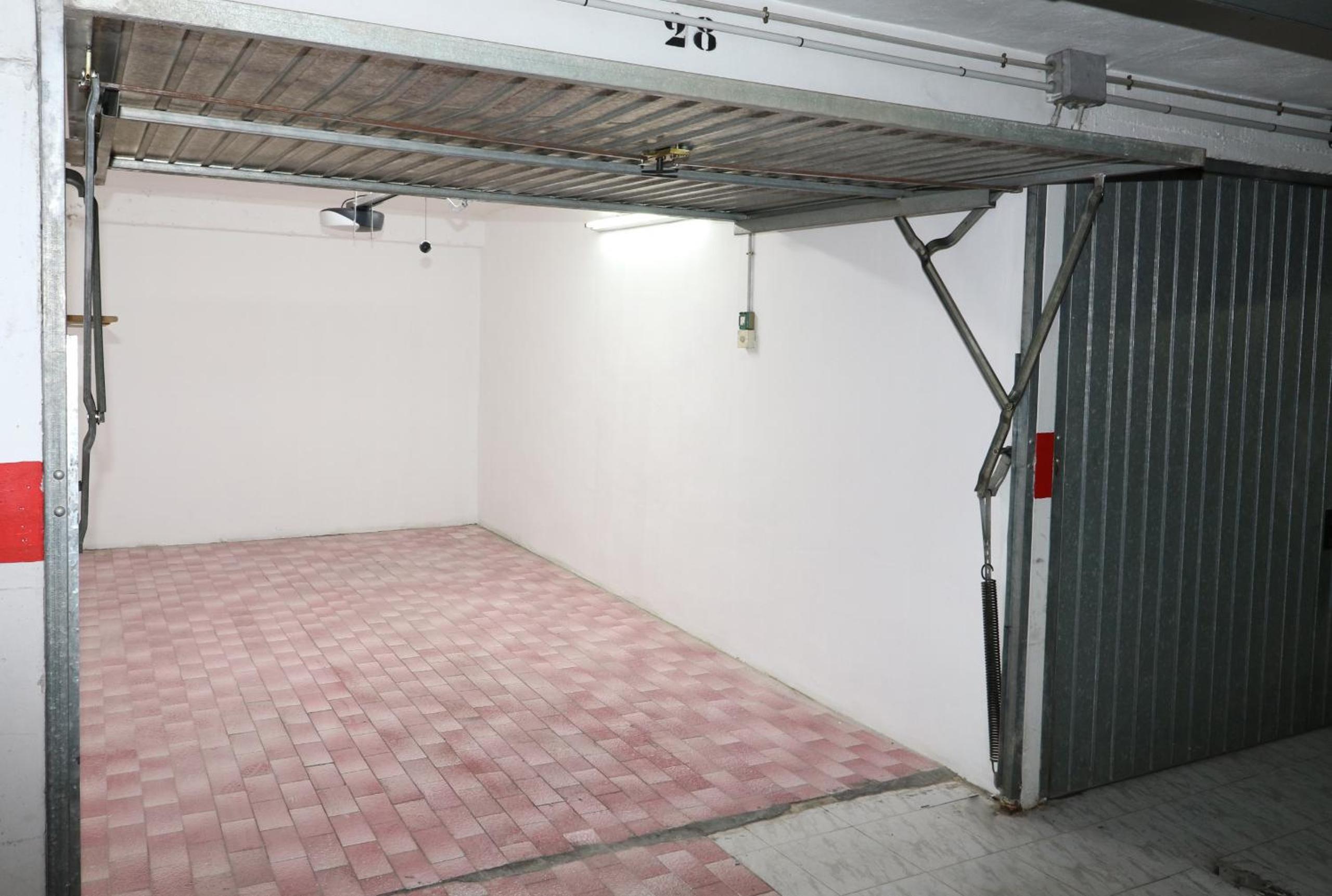 Apartment - Photo 4