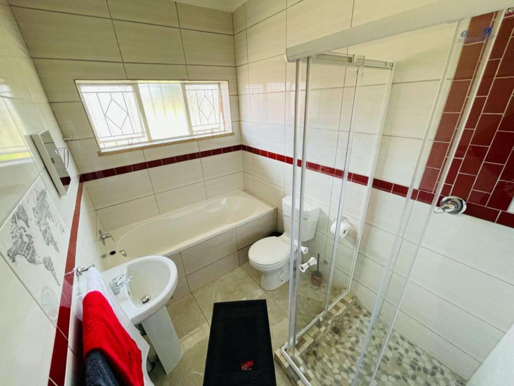 Standard Double Room - Photo 2