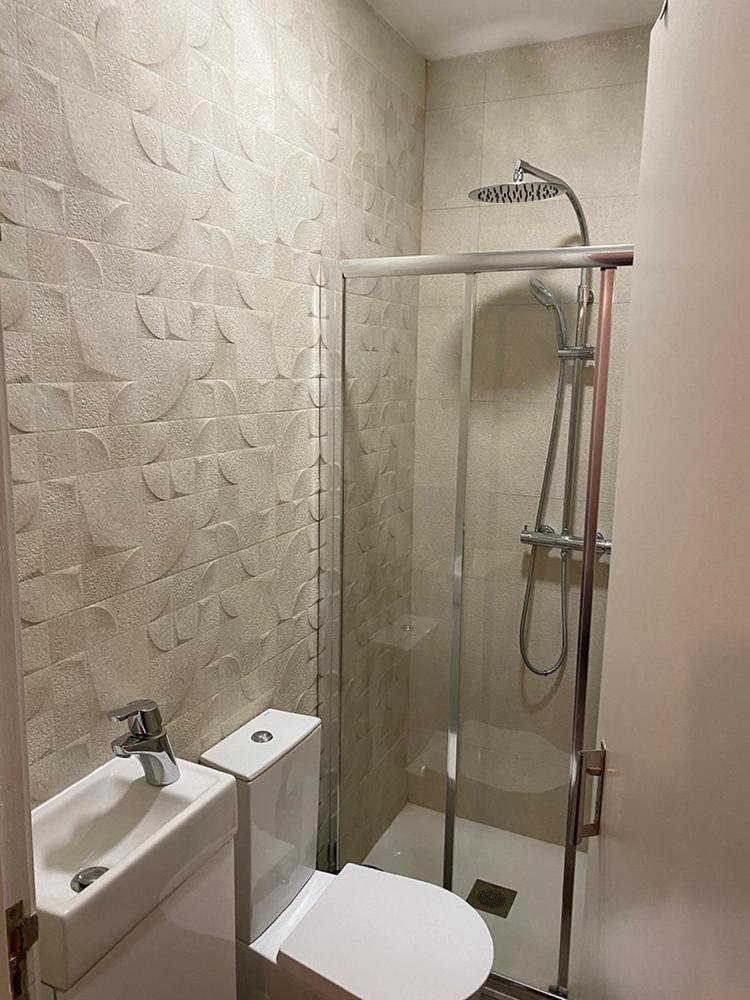 Standard Triple Room - Photo 4