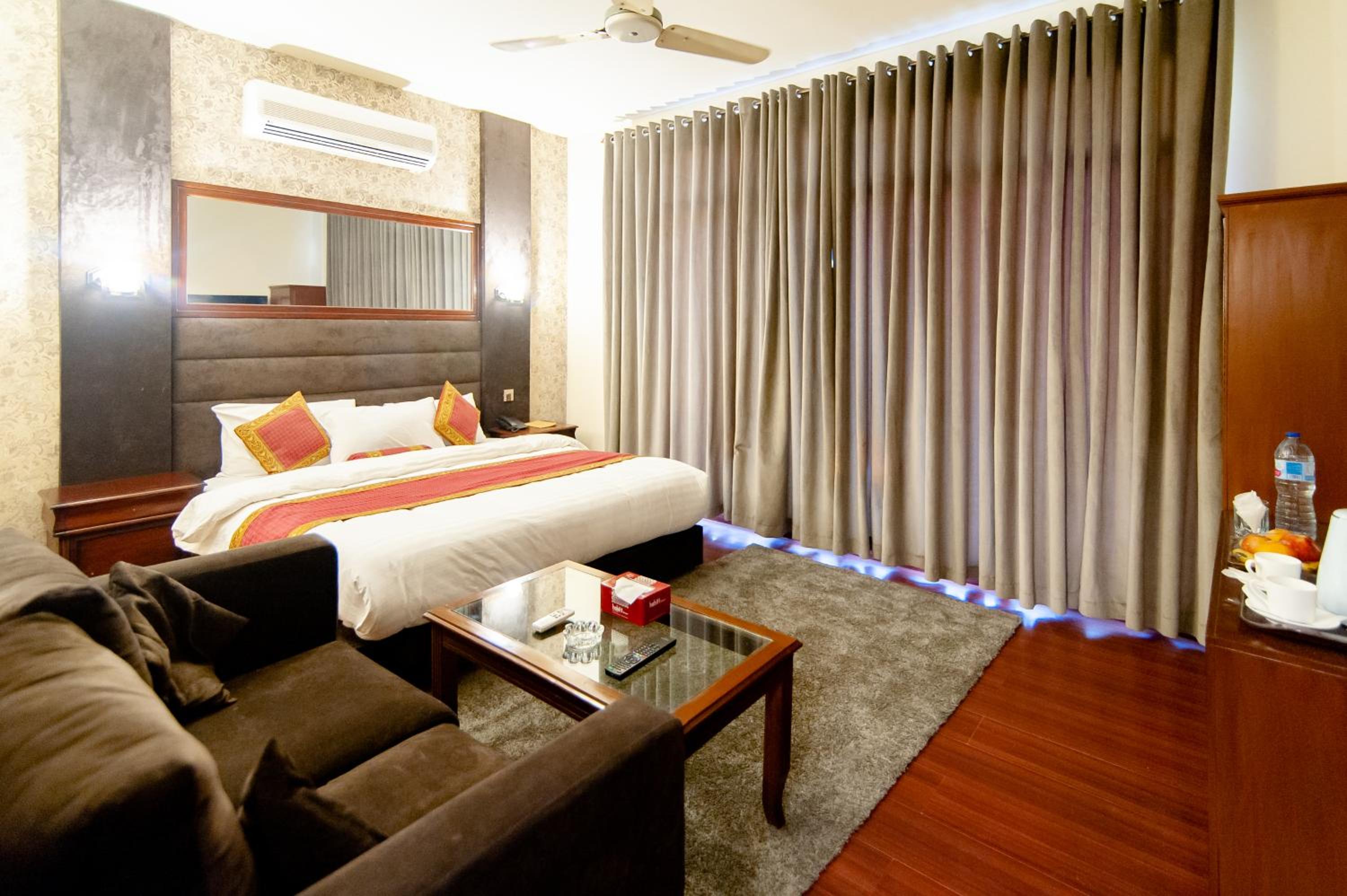 Deluxe Double Room photo 3