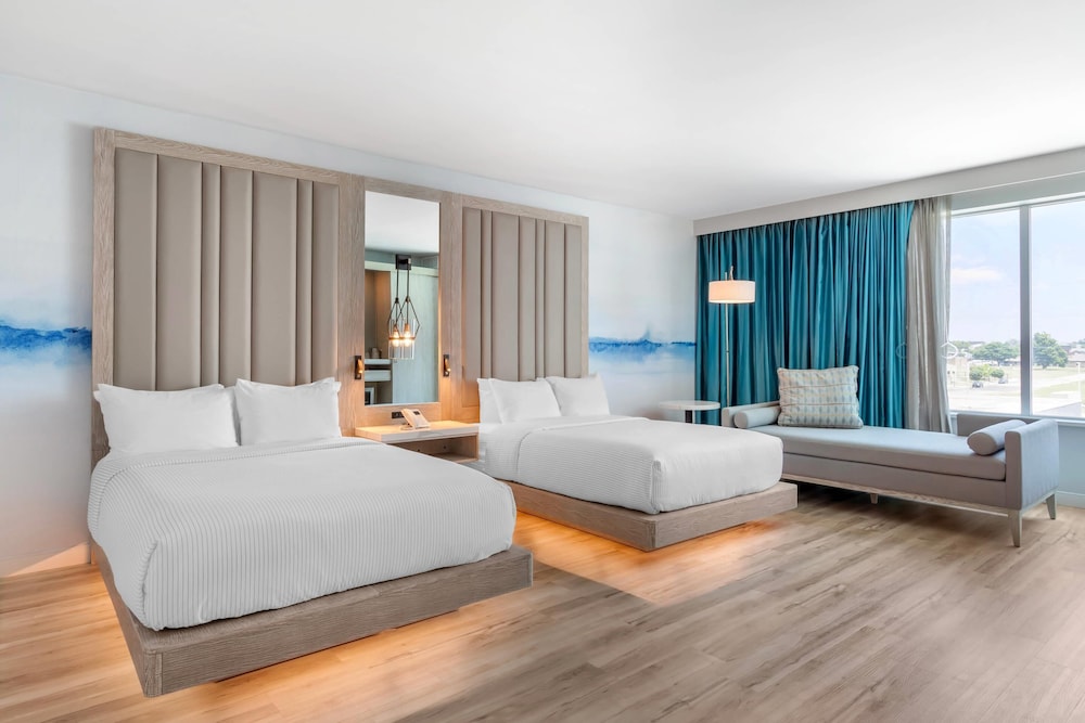 Room, 2 Queen Beds, Accessible, Non Smoking photo 1