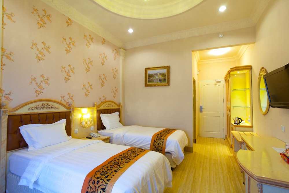Deluxe Room - Photo 1
