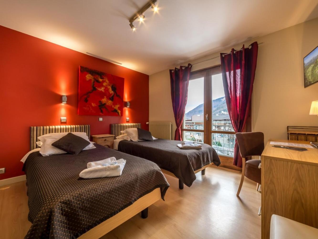 Standard Twin Room photo 1