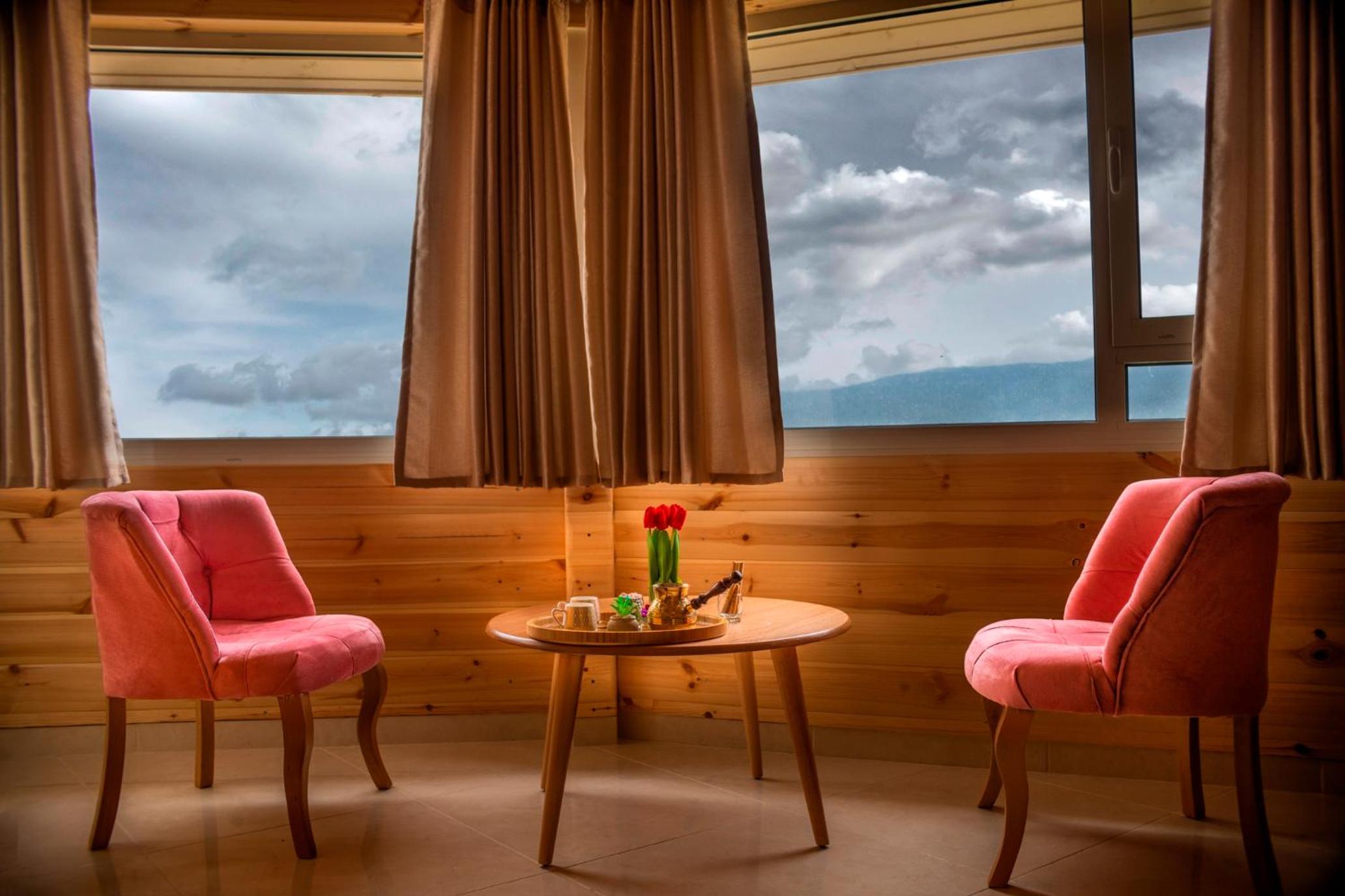 King Room with Mountain View - Photo 2