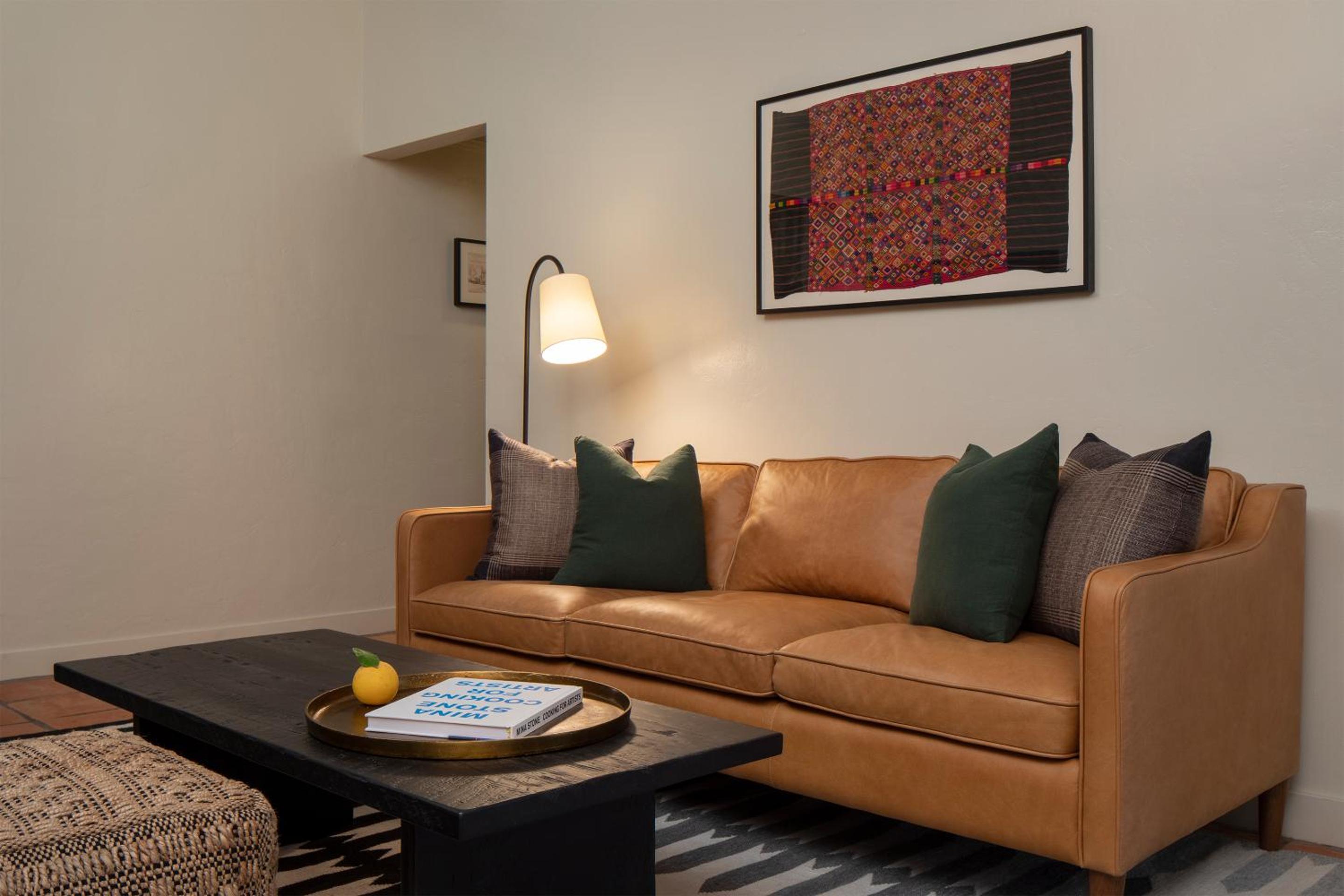 One-Bedroom Suite photo 1