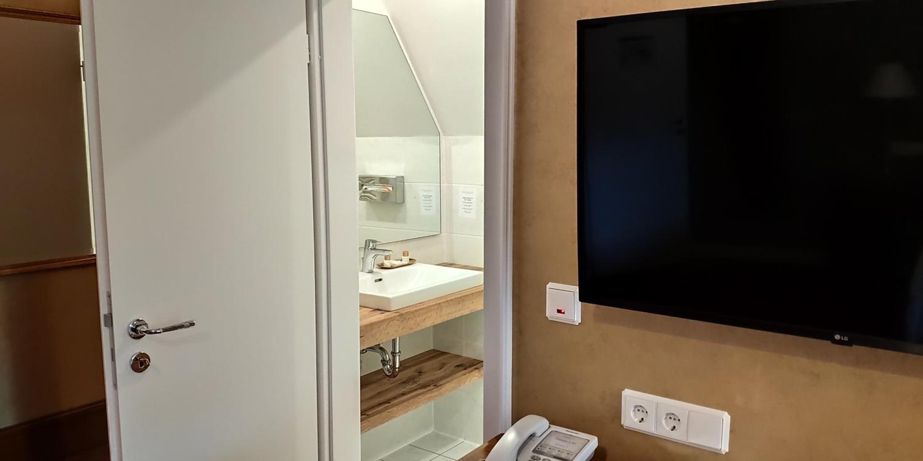 Superior Double Room photo 2