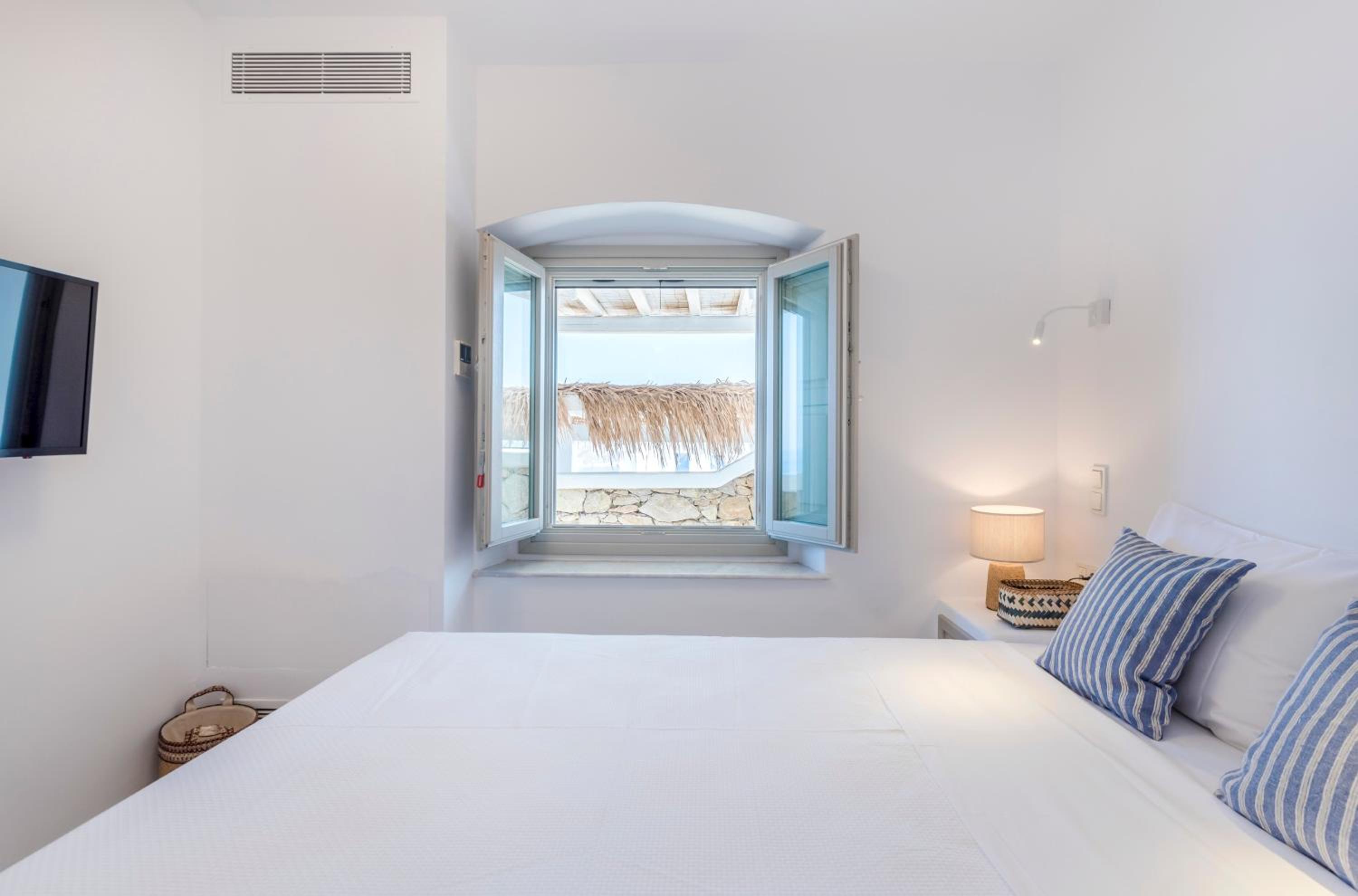 Villa with Sea View photo 2