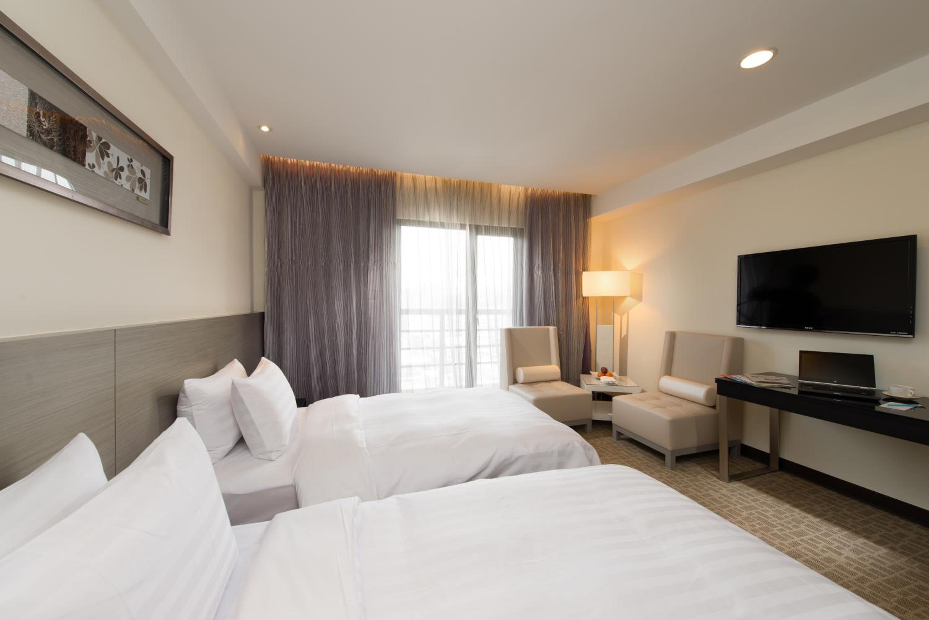 Superior Twin Room photo 2