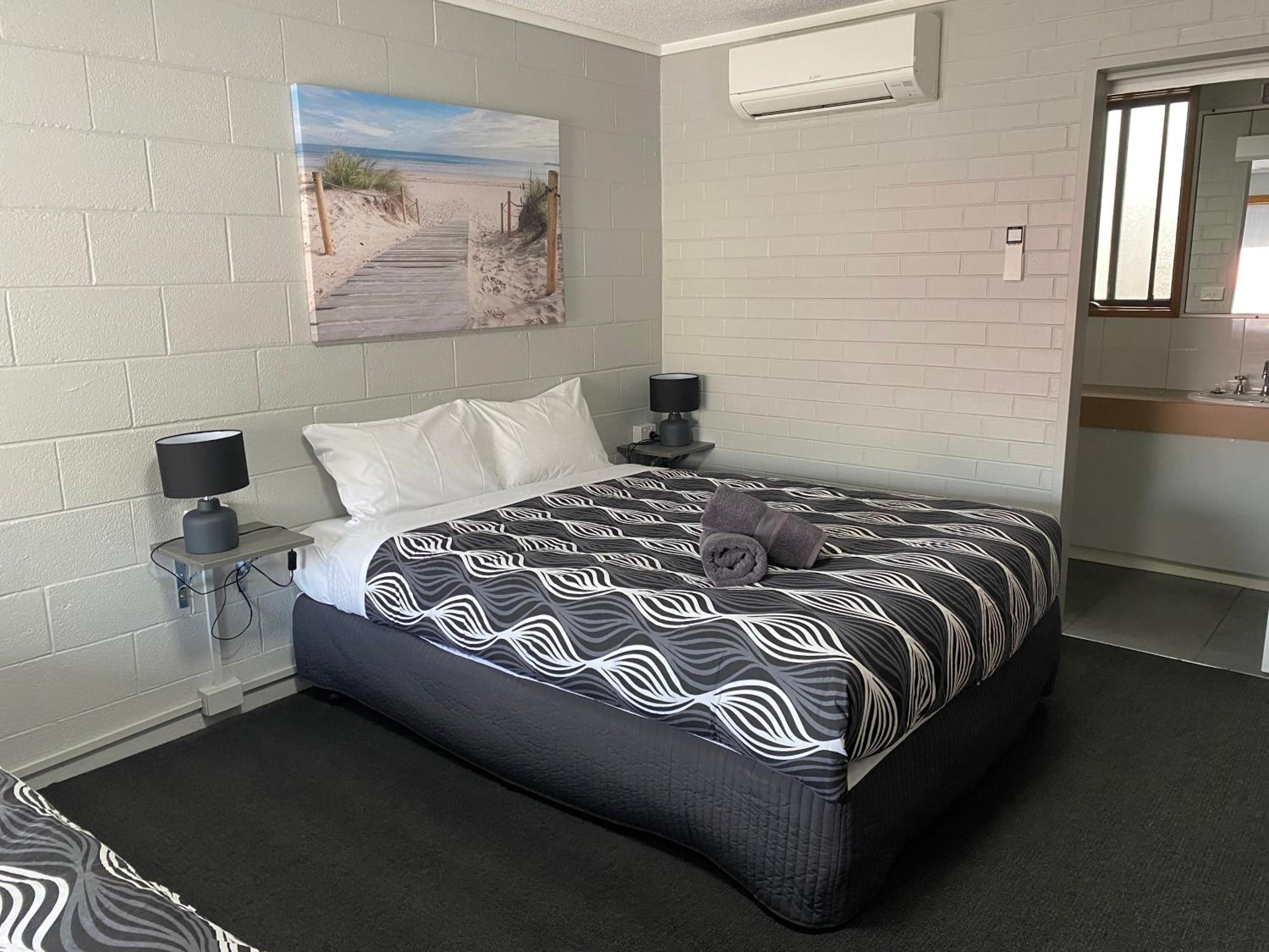 Deluxe Twin Room photo 1