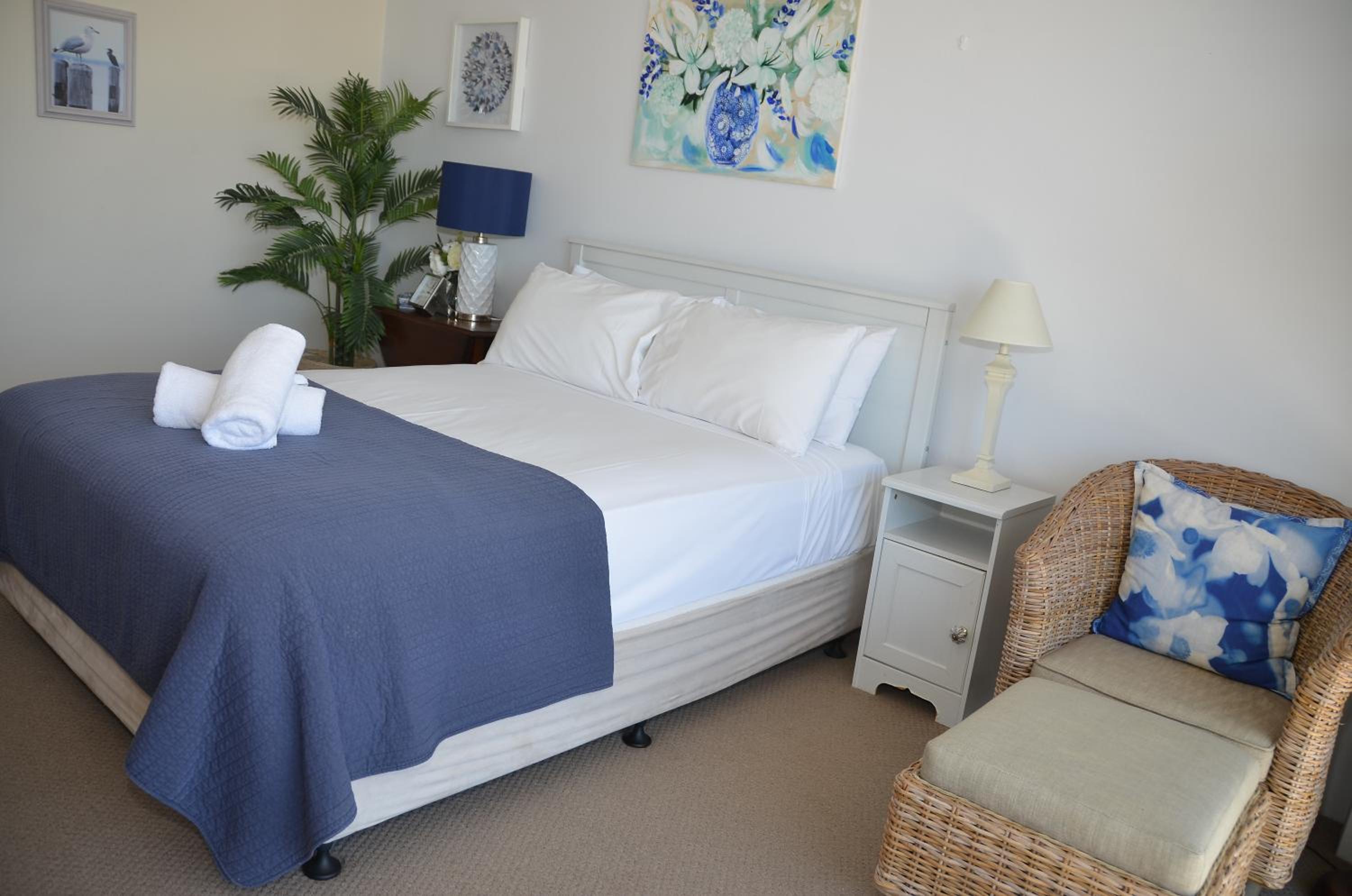 Superior Two-Bedroom Apartment - Photo 17