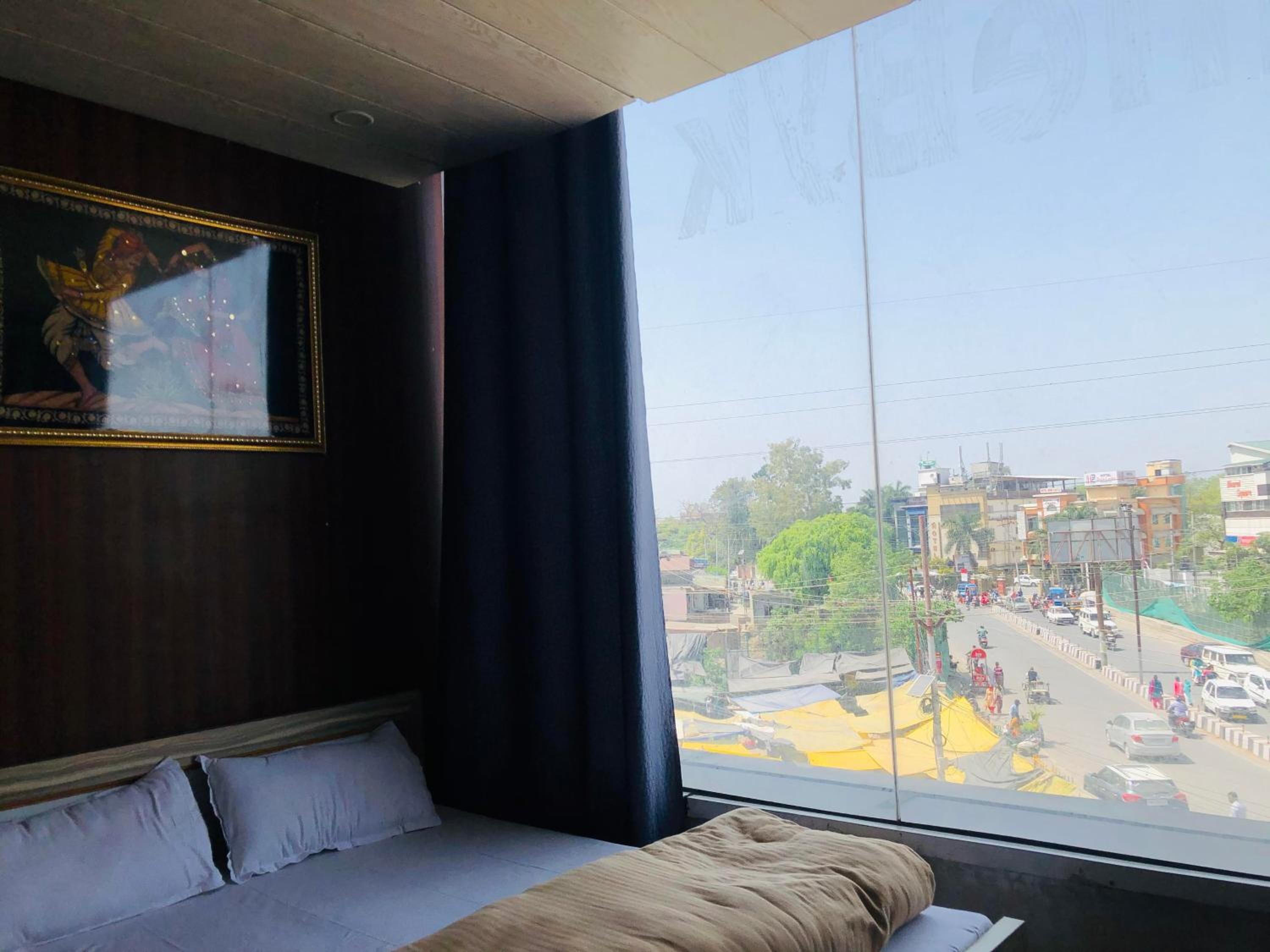Budget Double Room - Photo 2