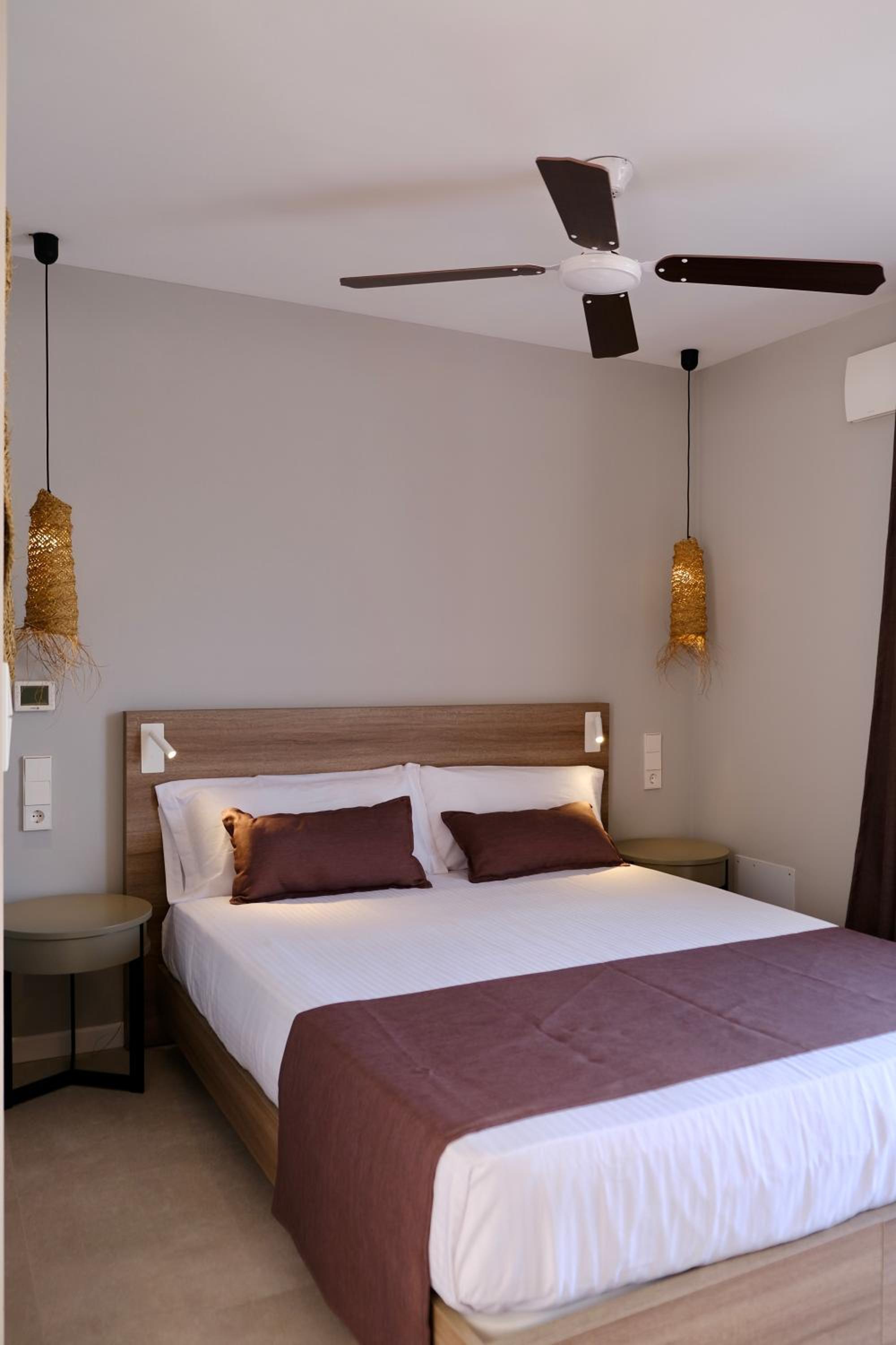 Economy Double Room photo 3