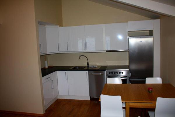 Apartment with Mountain View photo 3
