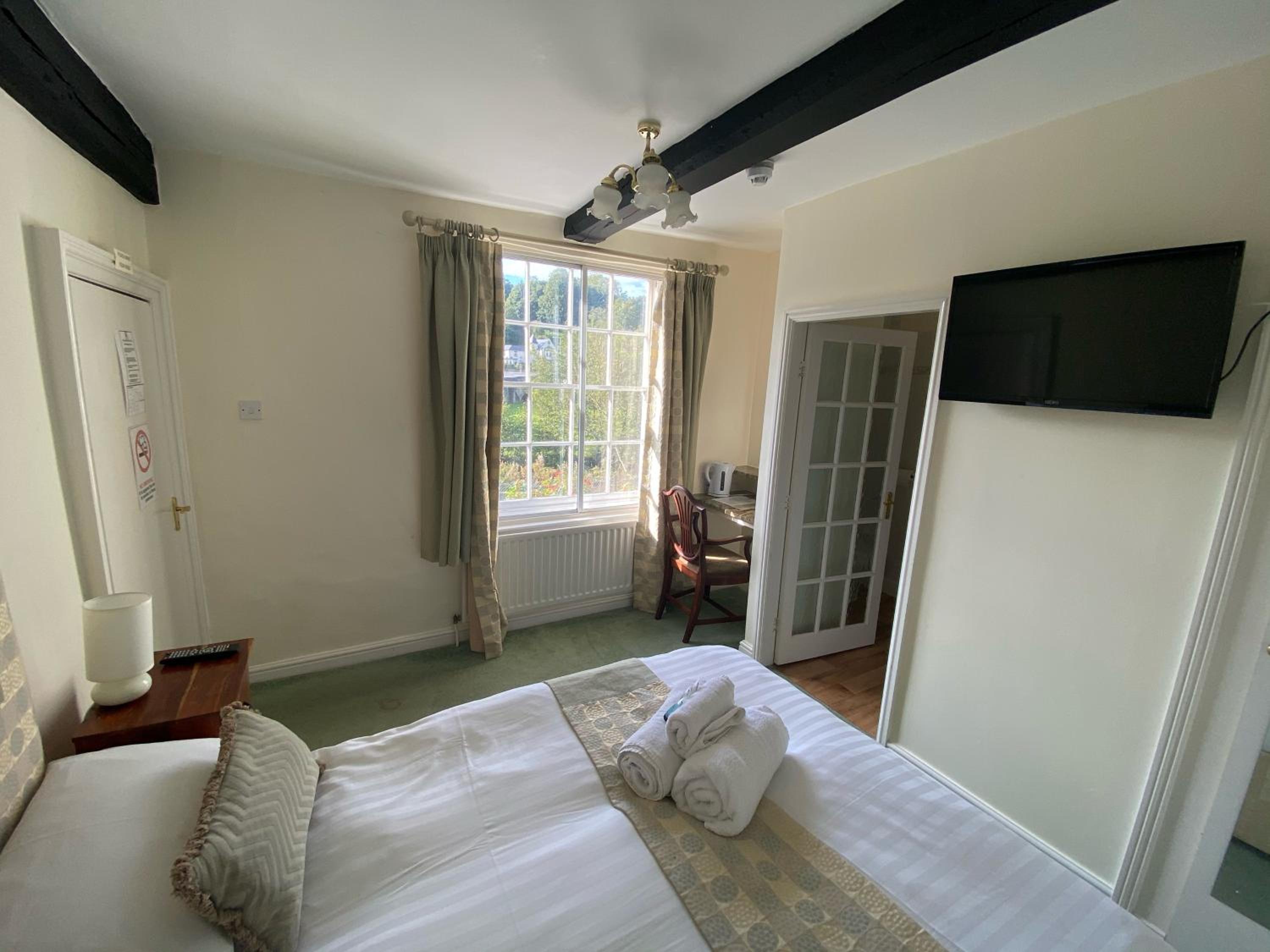 Double Room with Private Bathroom photo 1