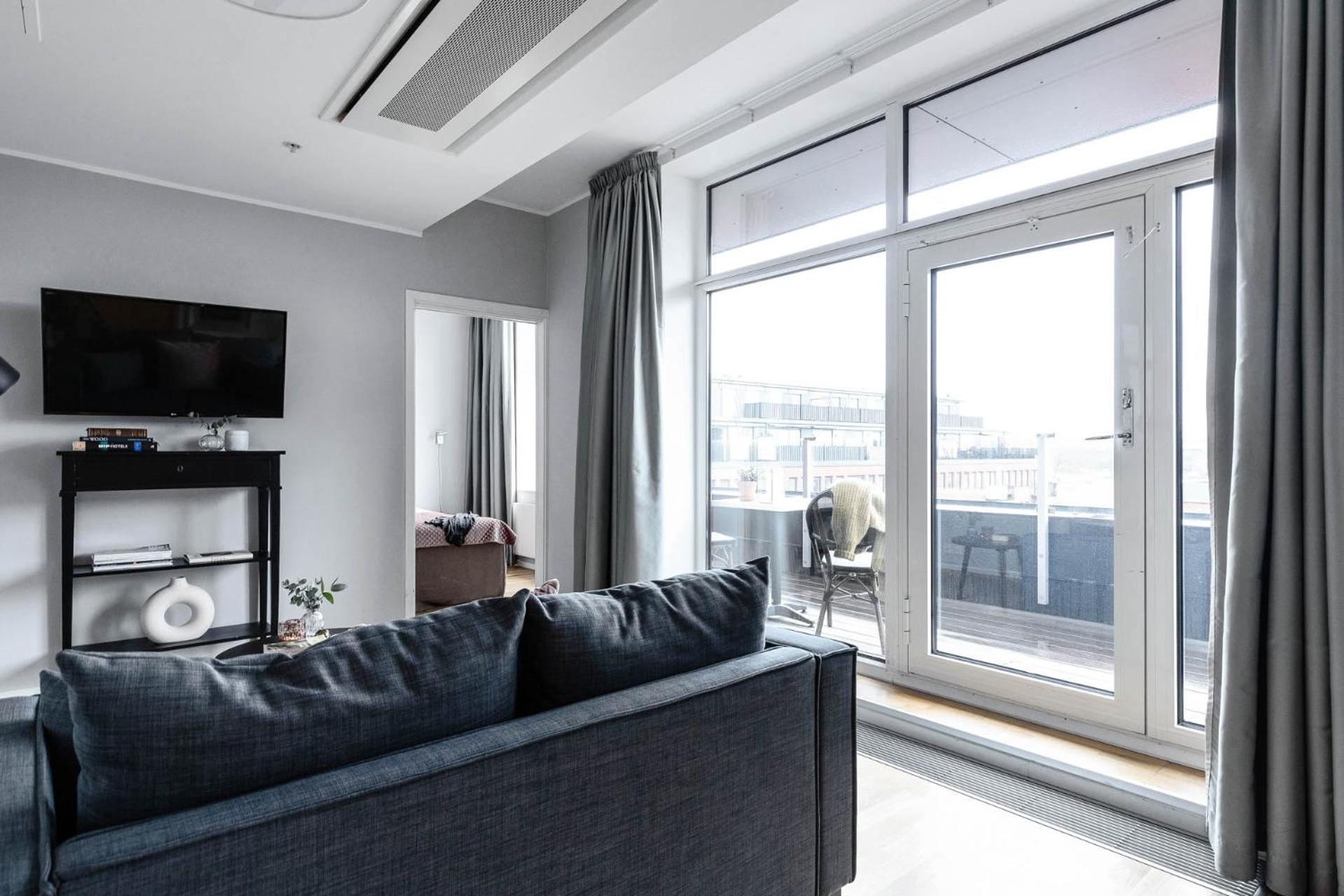 One-Bedroom Apartment with Terrace