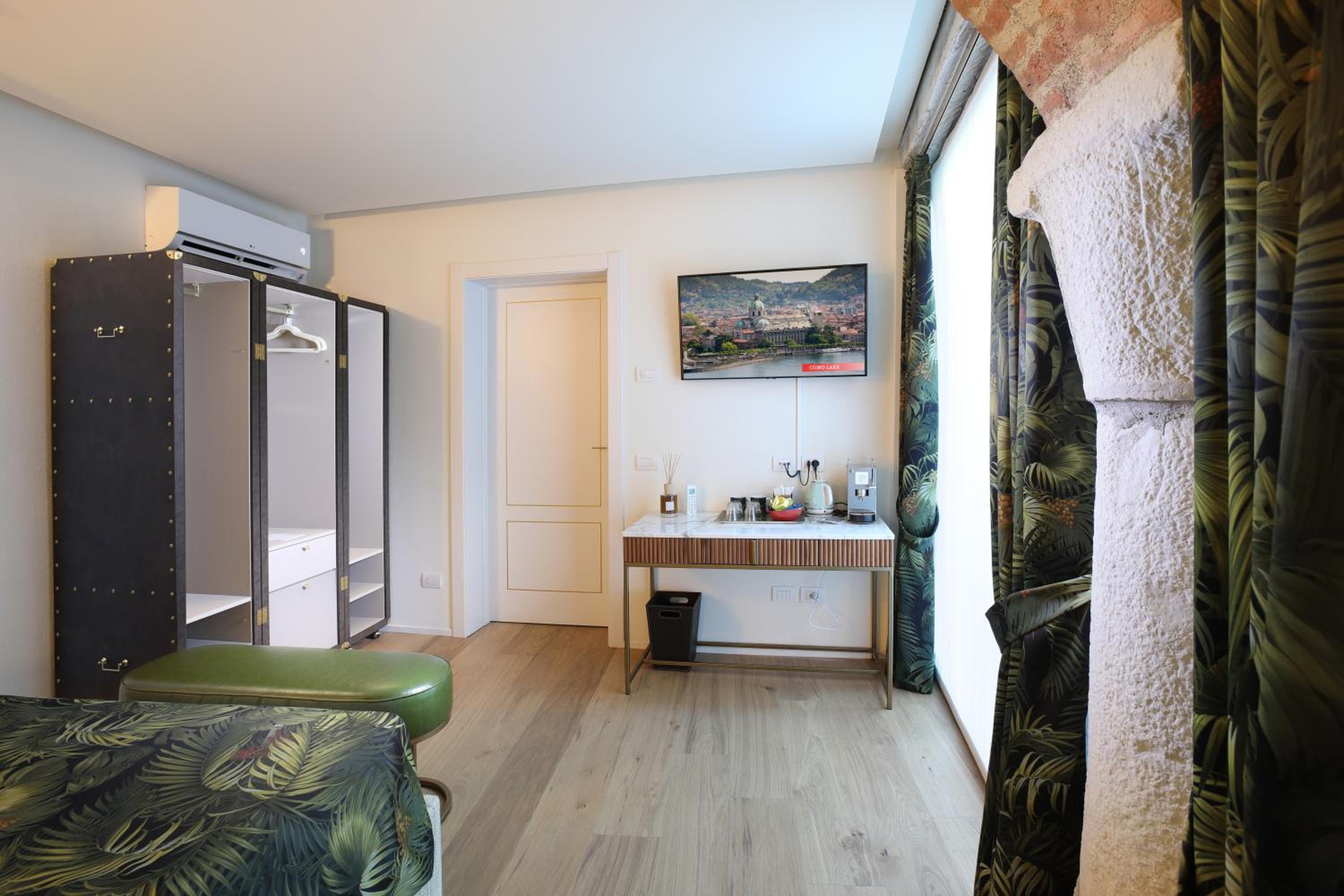 Standard Double Room photo 3