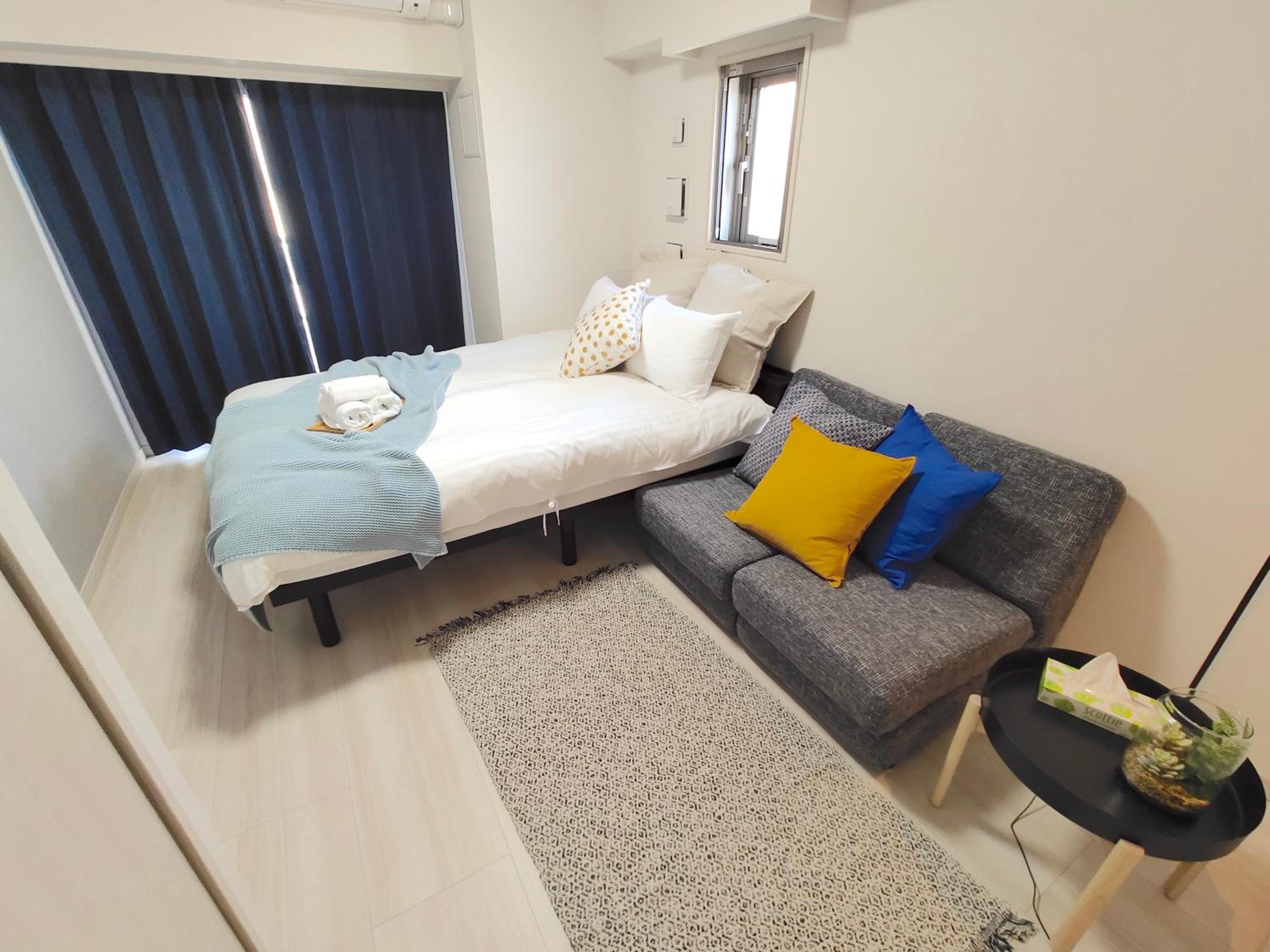 One-Bedroom Apartment photo 1