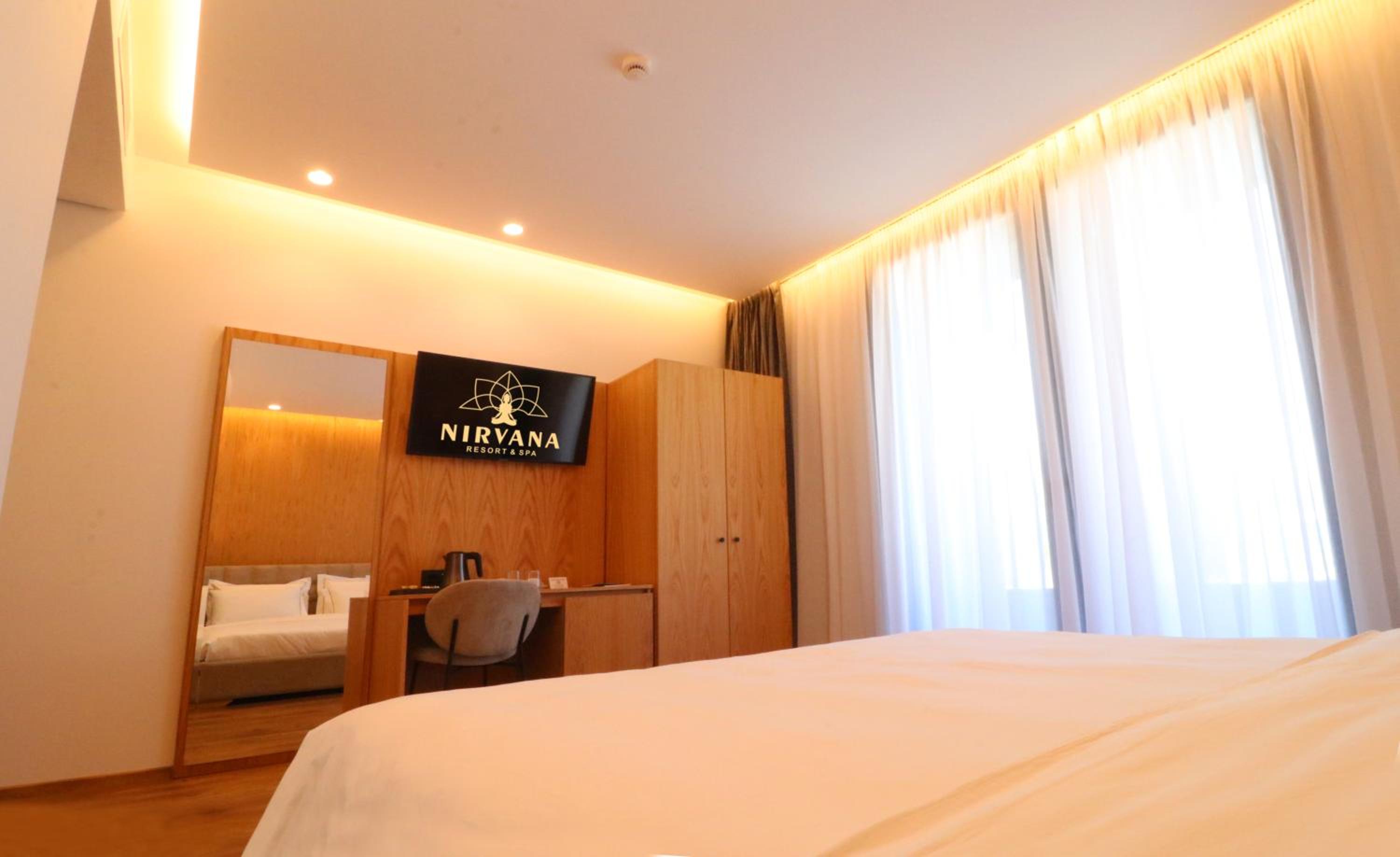 Budget Double Room photo 3