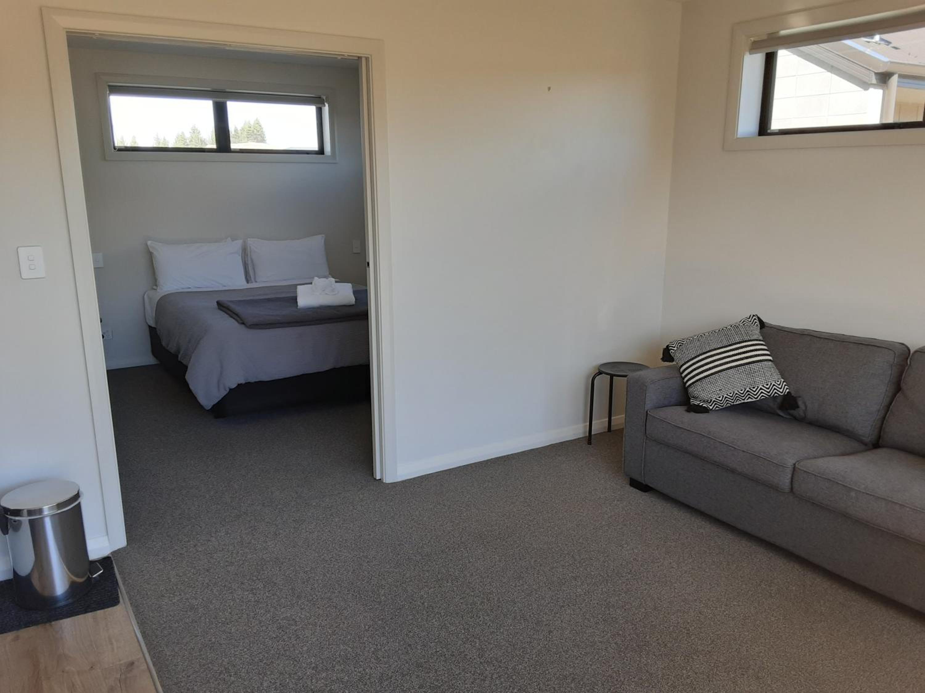 One-Bedroom Apartment - Photo 5