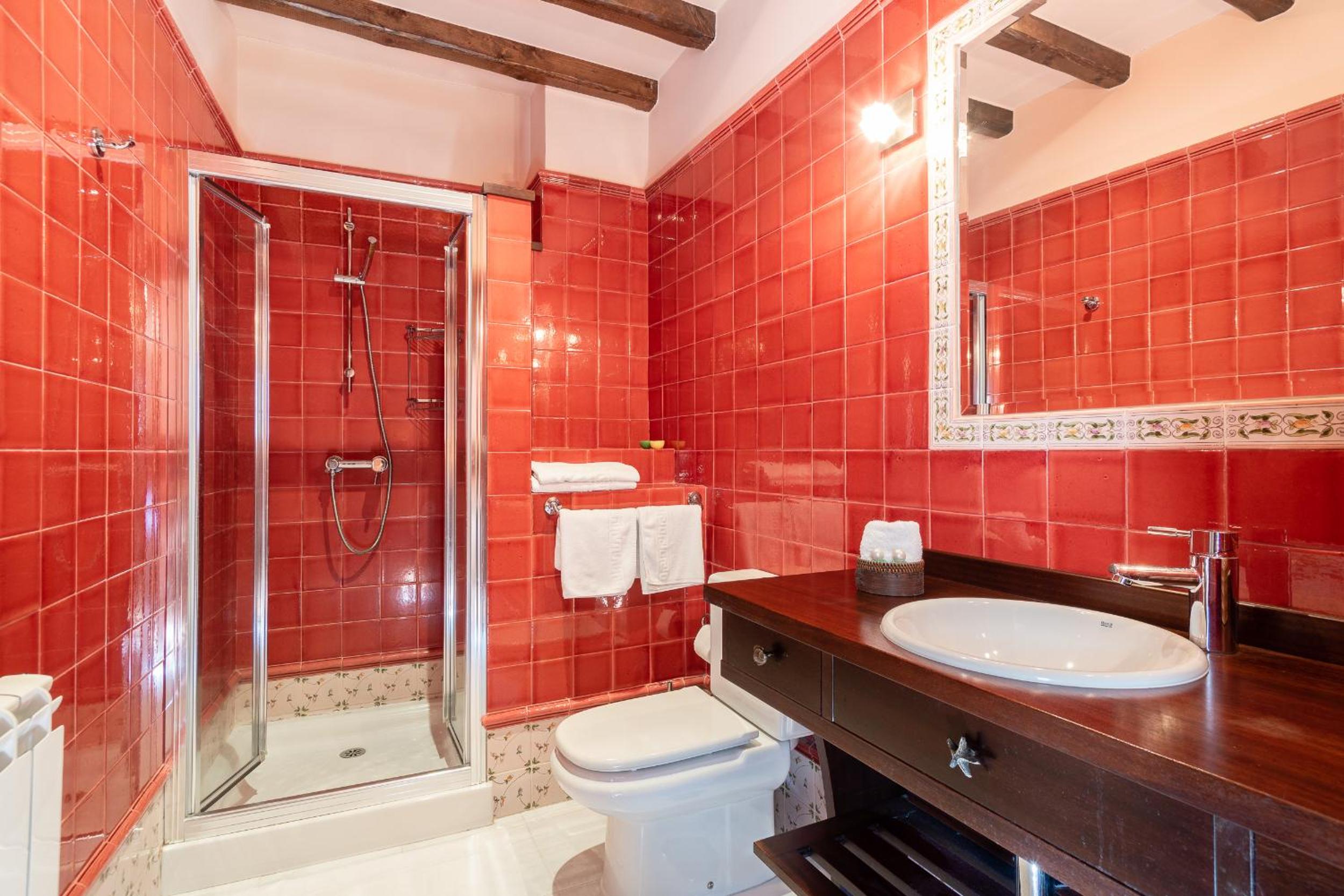 Single Room with Bathroom photo 3