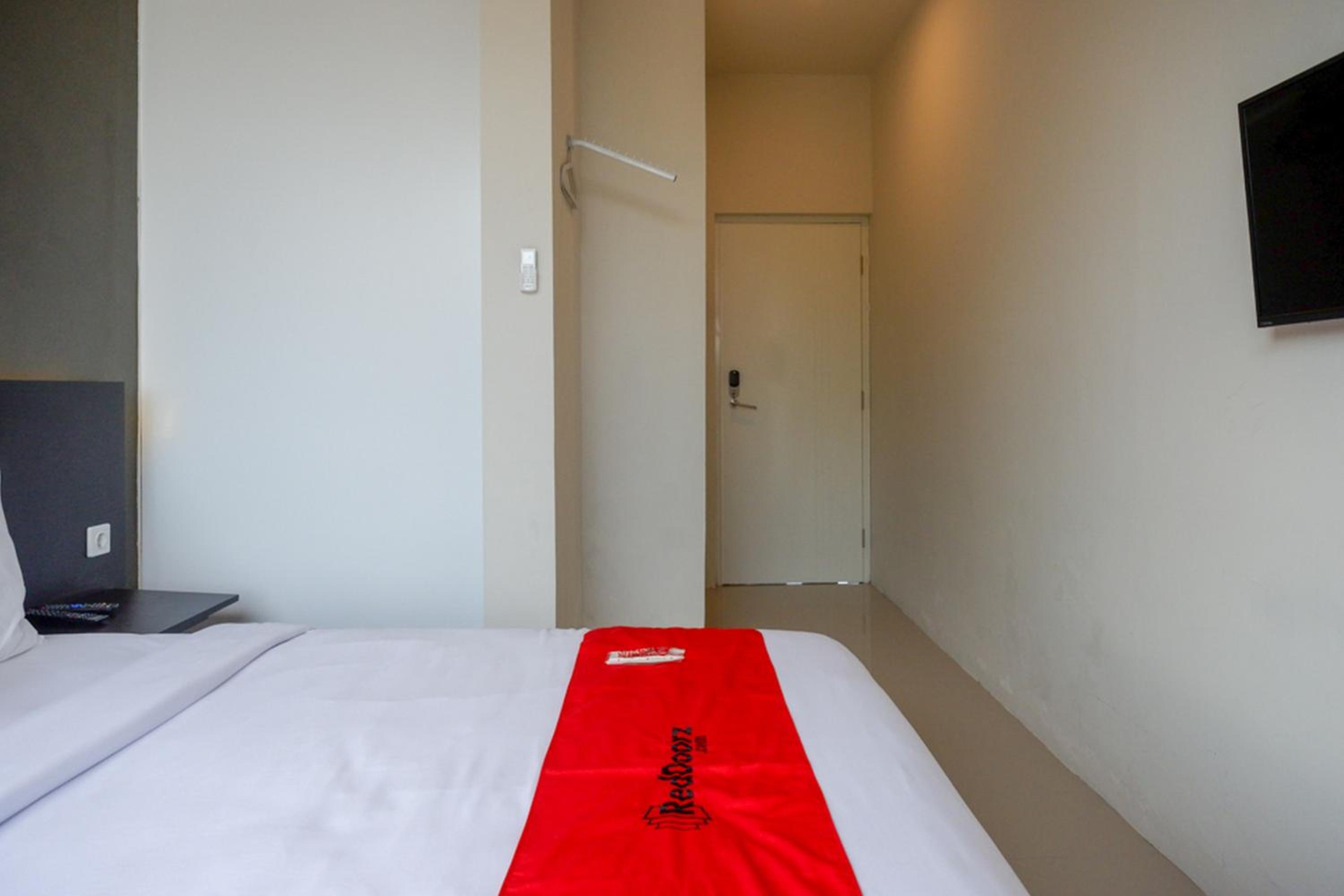 Standard Double Room - Photo 10