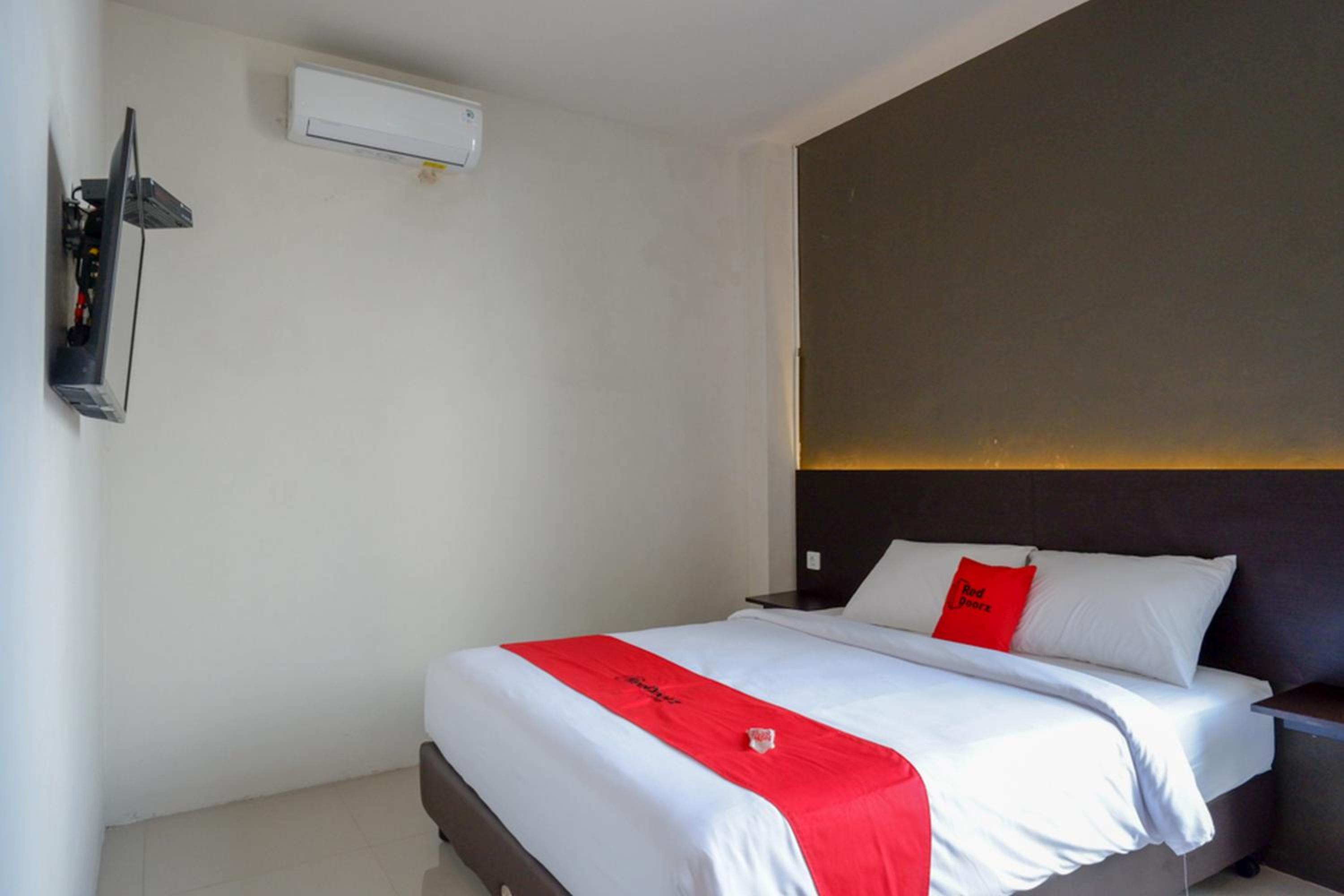 Standard Double Room - Photo 7