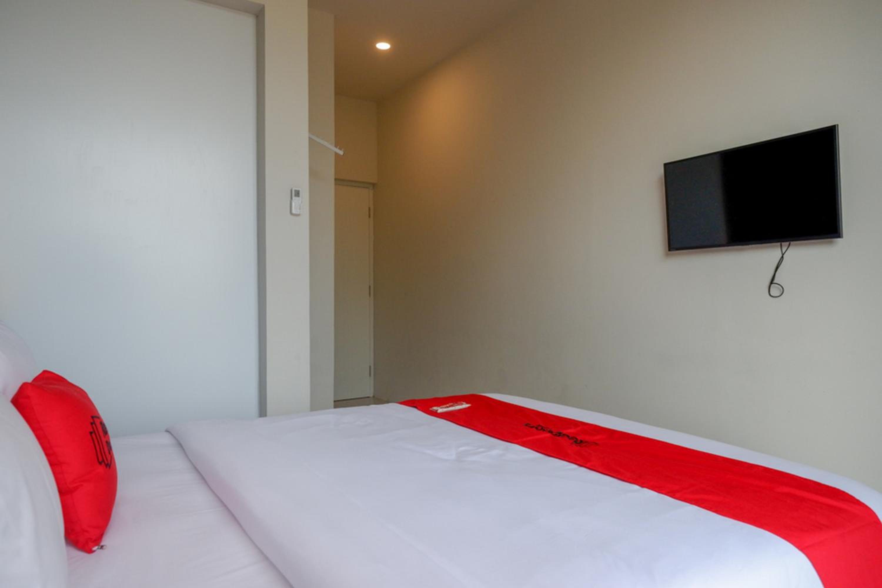 Standard Double Room - Photo 6