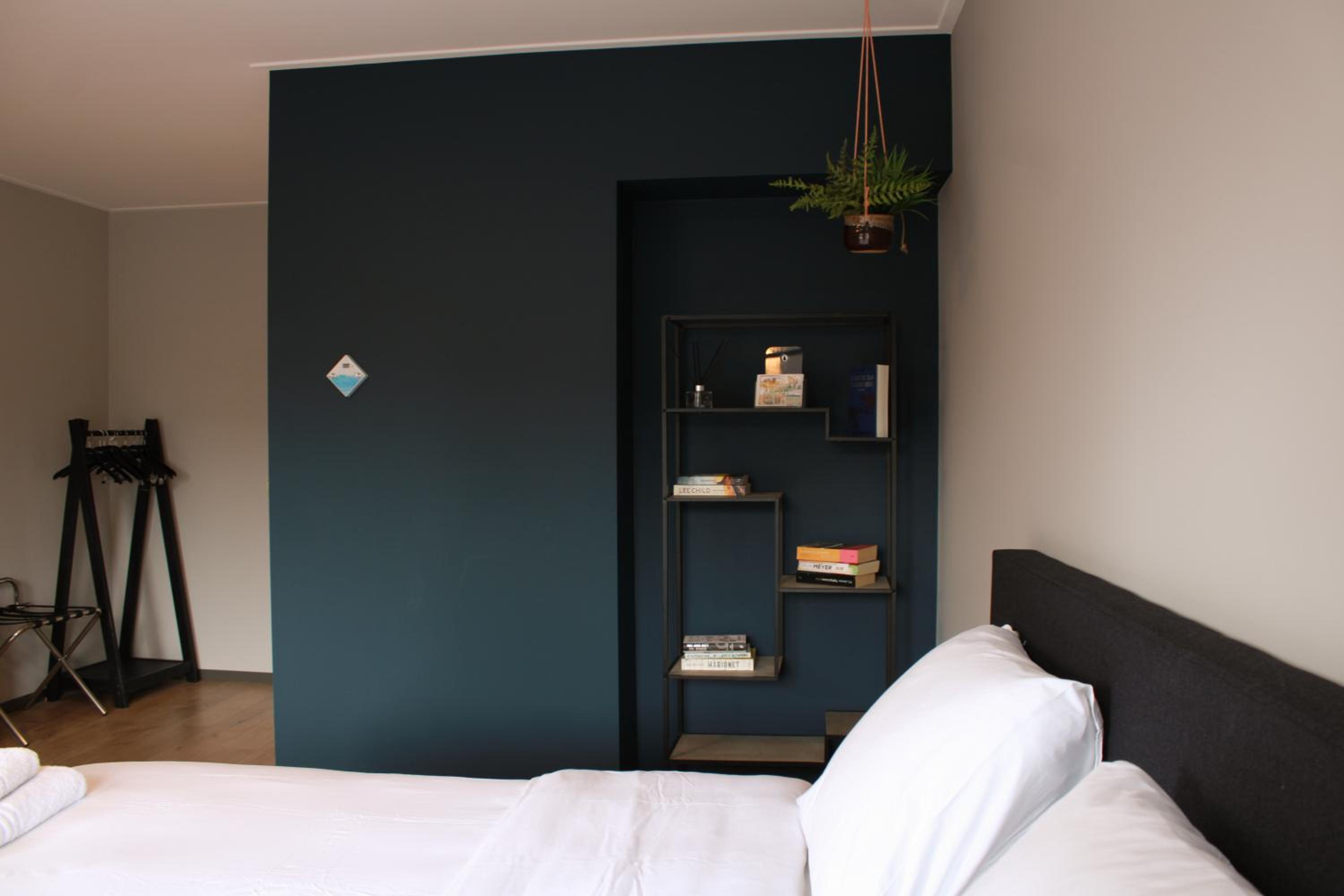 Deluxe Queen Room - Photo 4