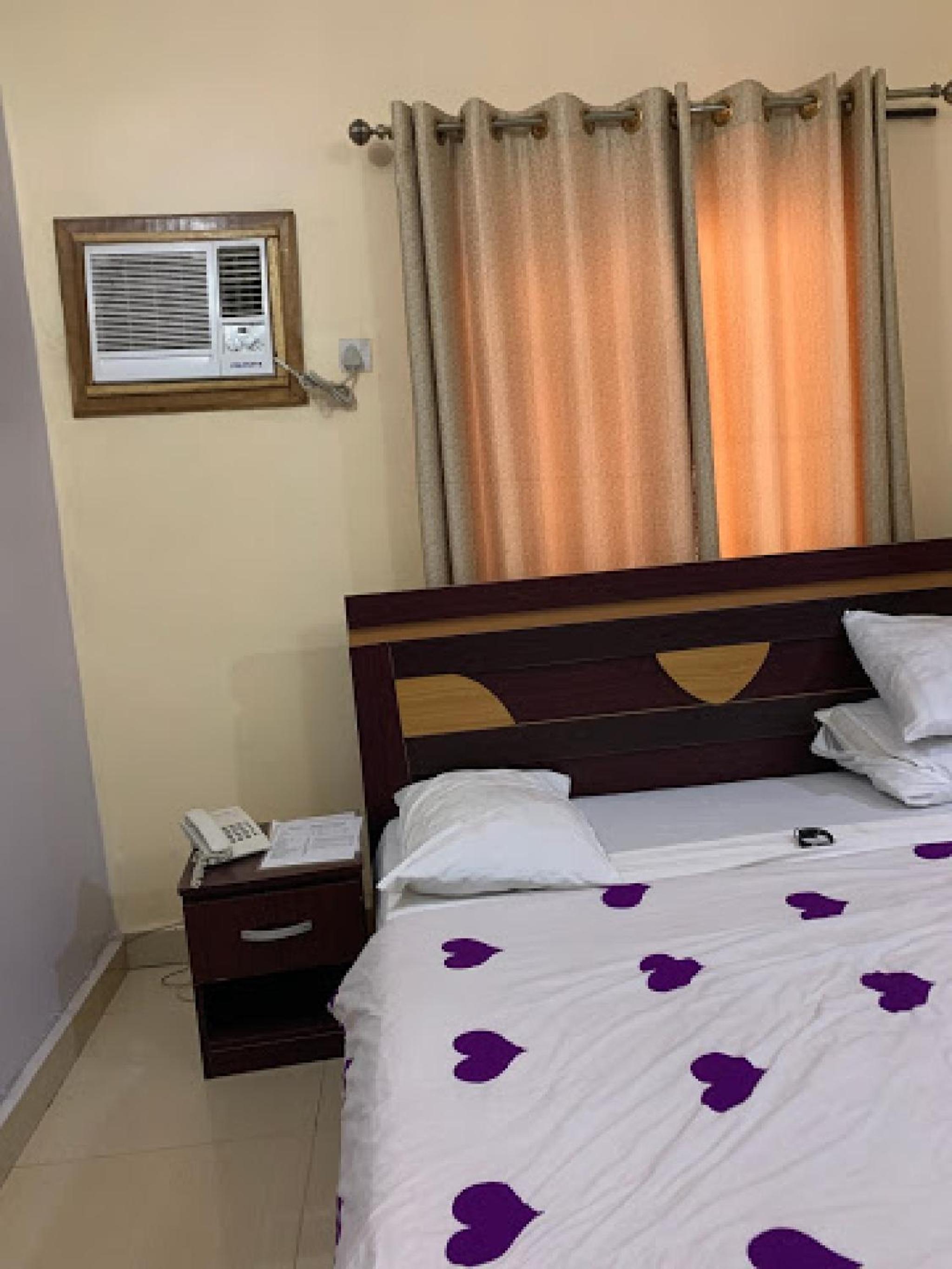 Double or Twin Room - Photo 18