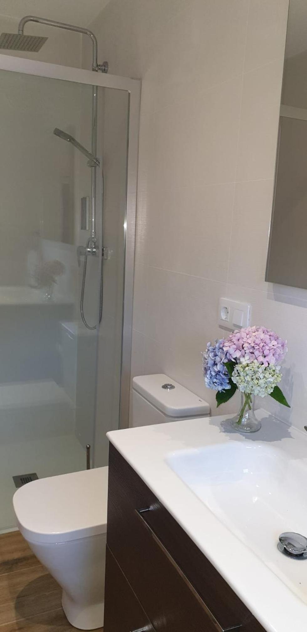Deluxe Double Room with Balcony and Sea View - Photo 4