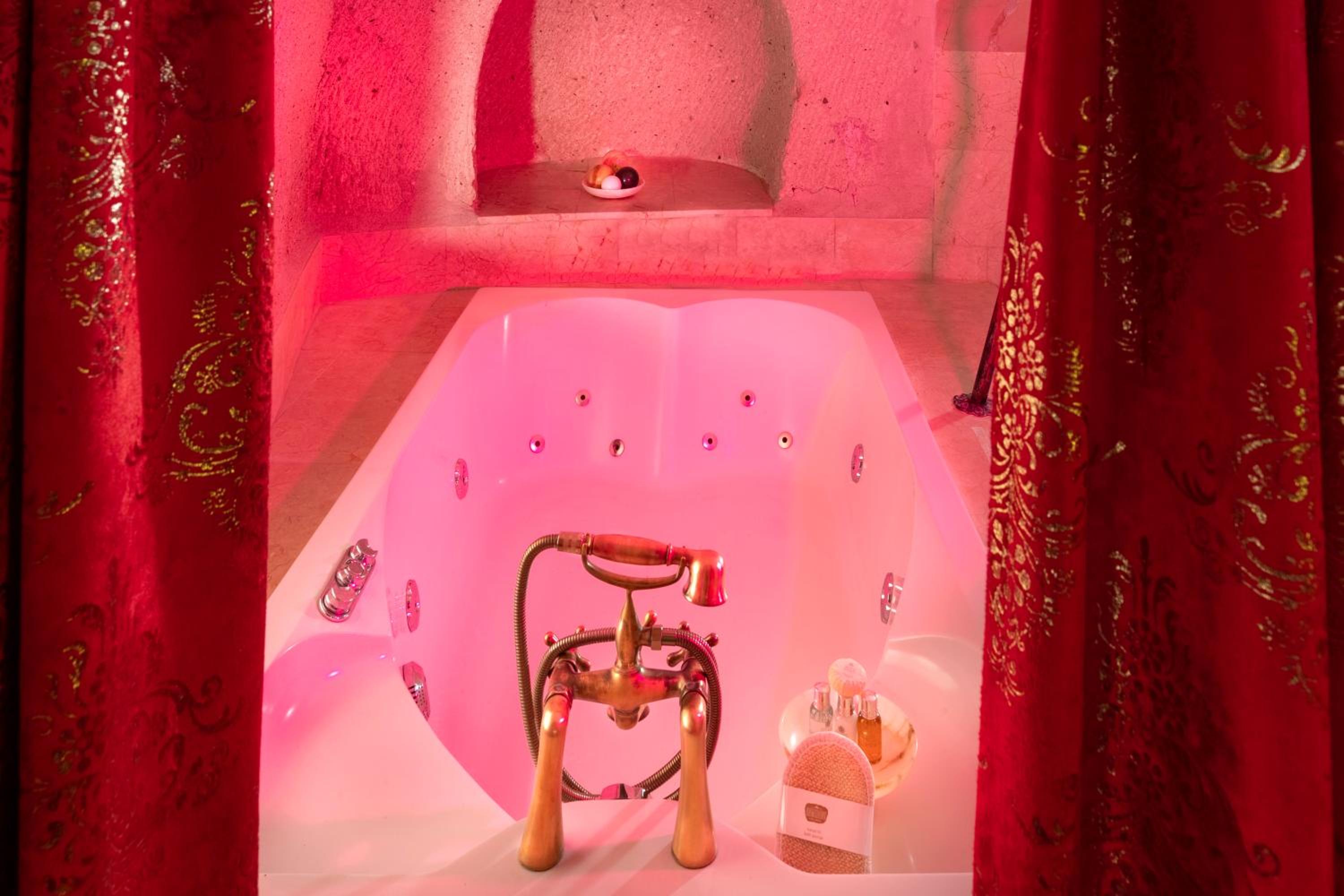 Cave Suite - Photo 56