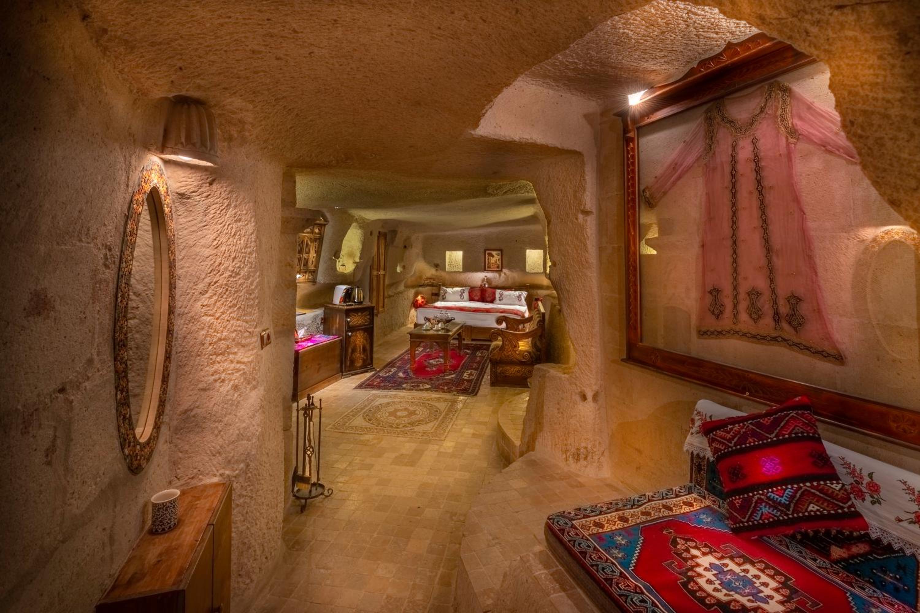 Cave Suite - Photo 44