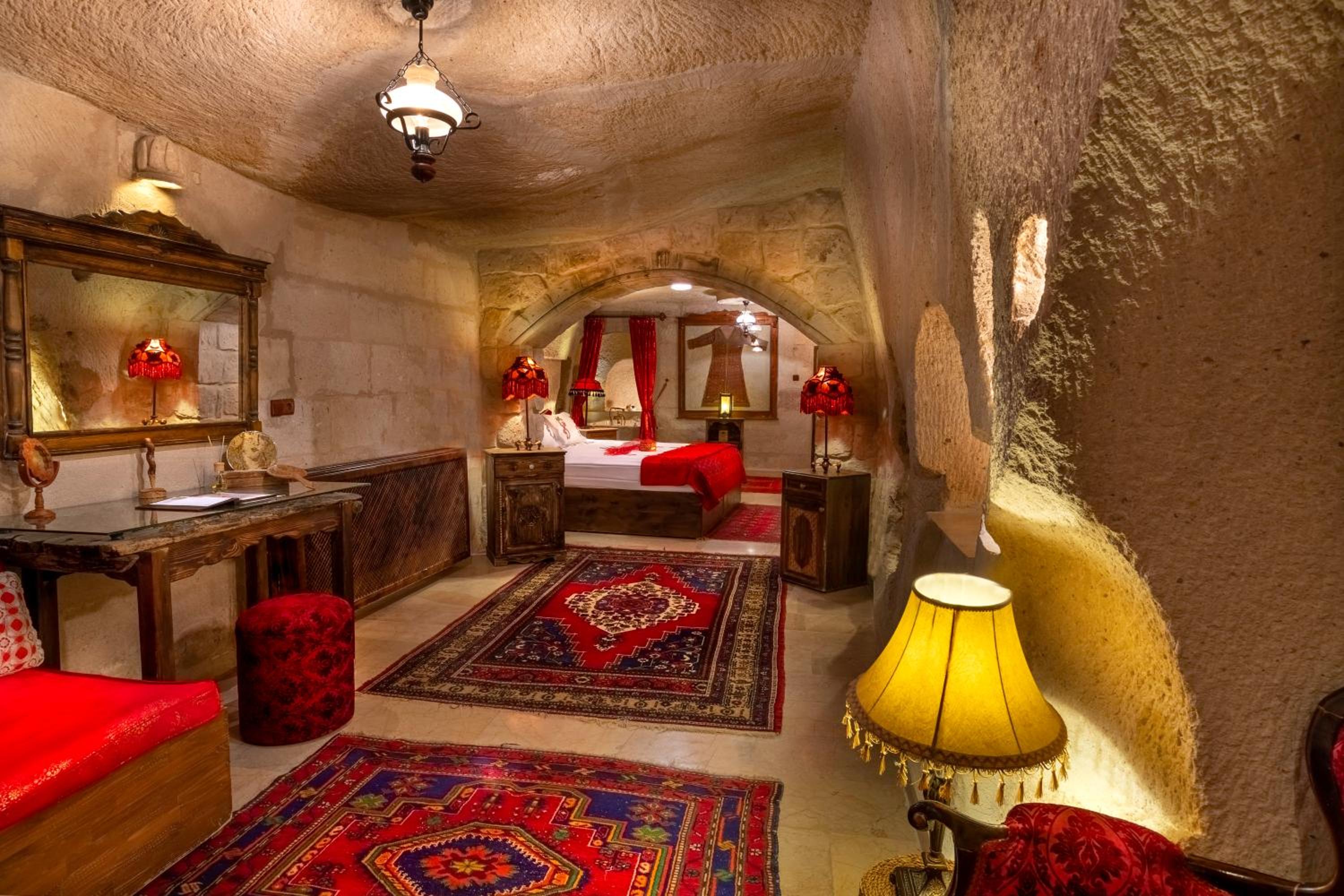 Cave Suite - Photo 41
