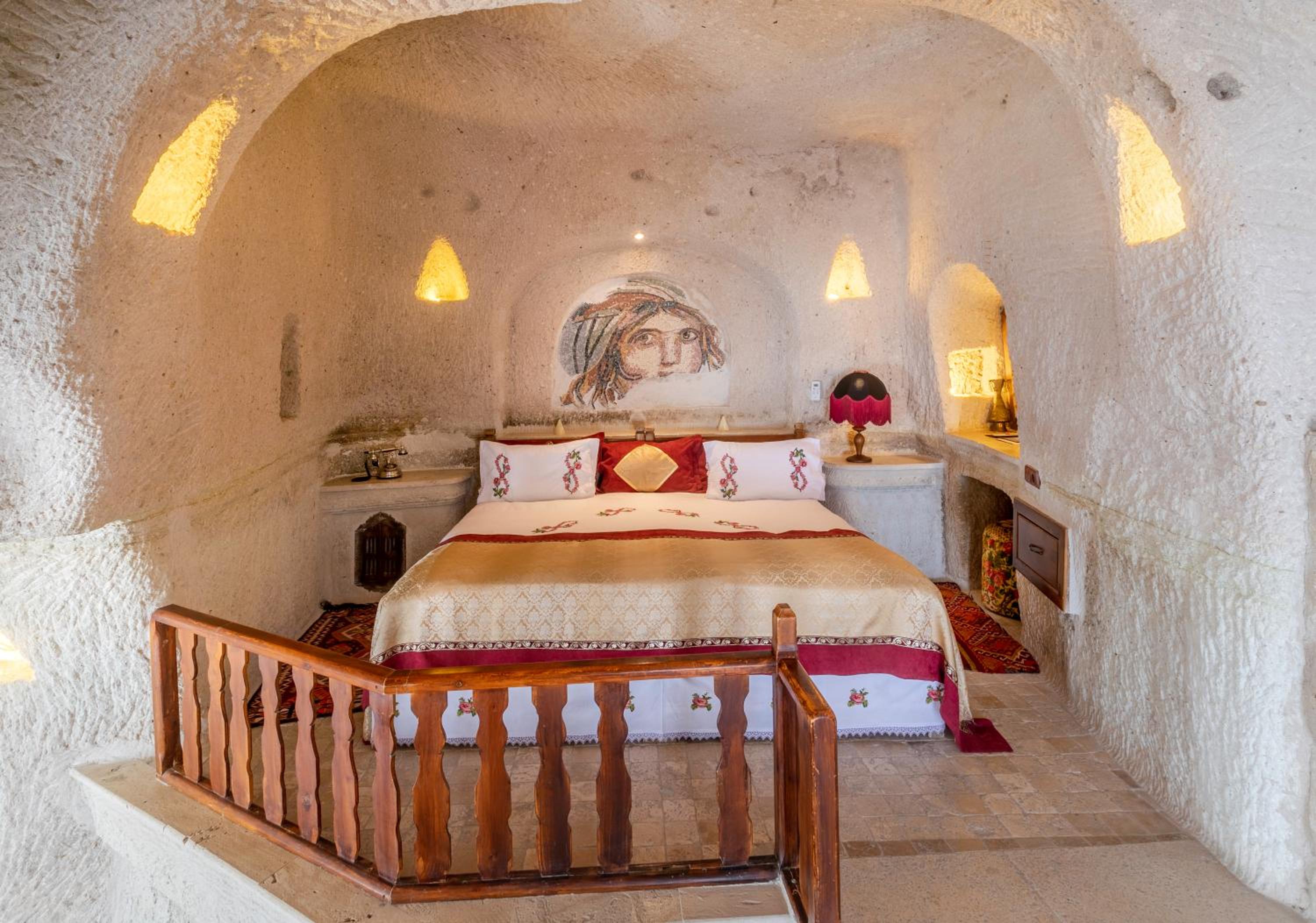Cave Suite - Photo 39