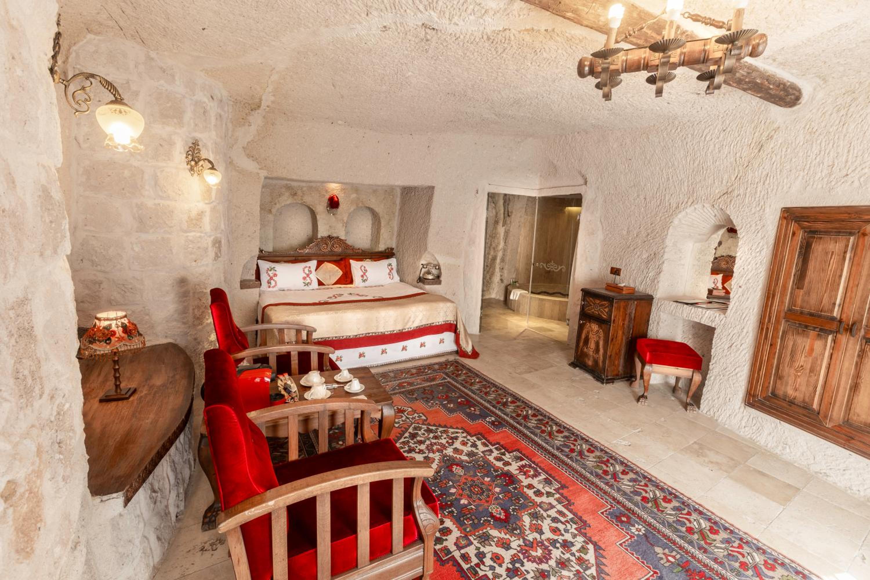 Cave Suite - Photo 68