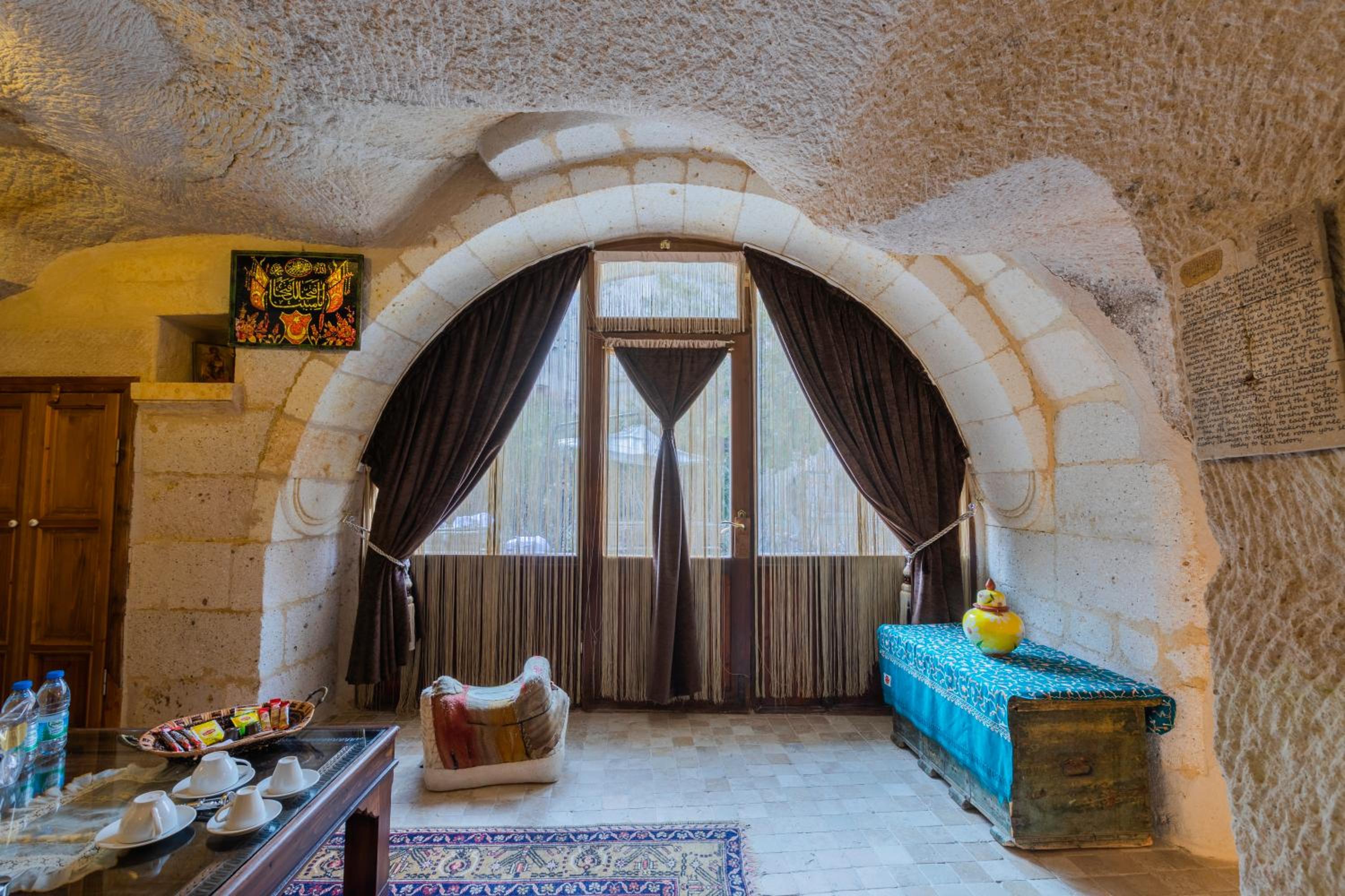 Cave Suite - Photo 71