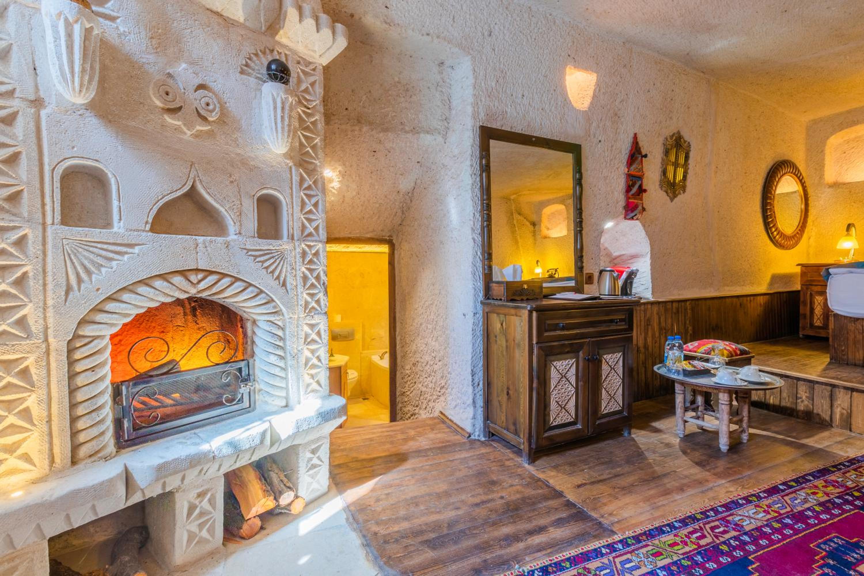 Cave Suite - Photo 27
