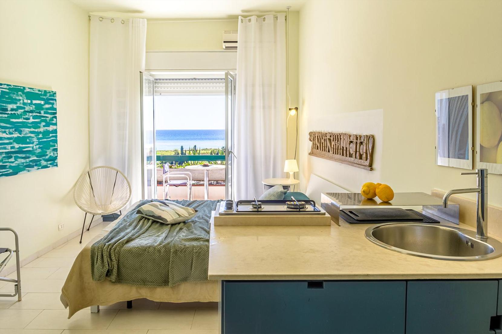 Studio Apartment With Sea View