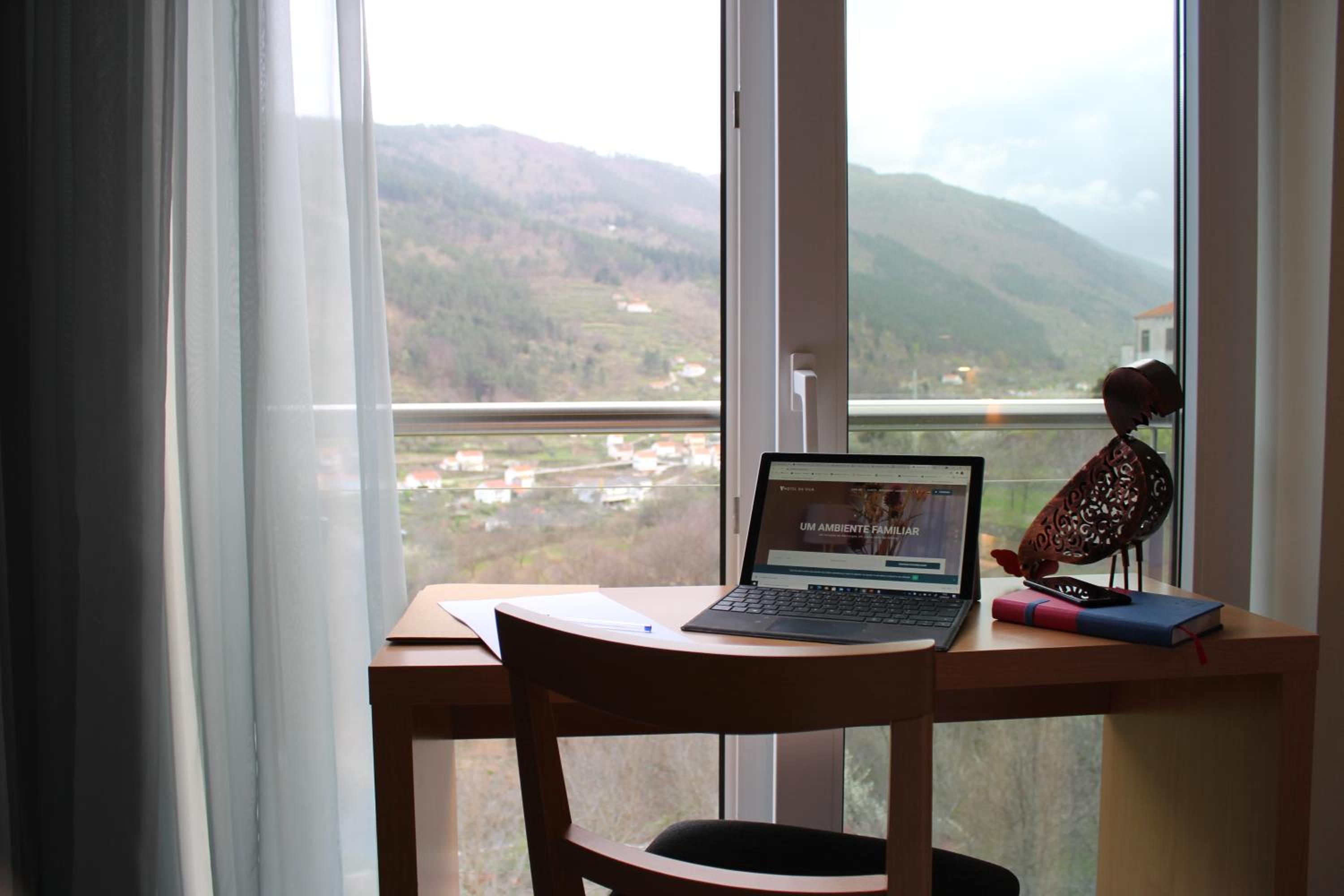 Superior Deluxe Room with Mountain View photo 3