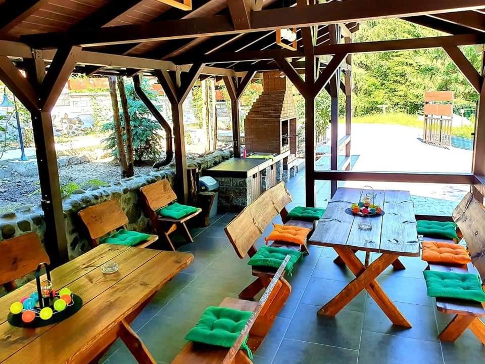 Villa photo 2