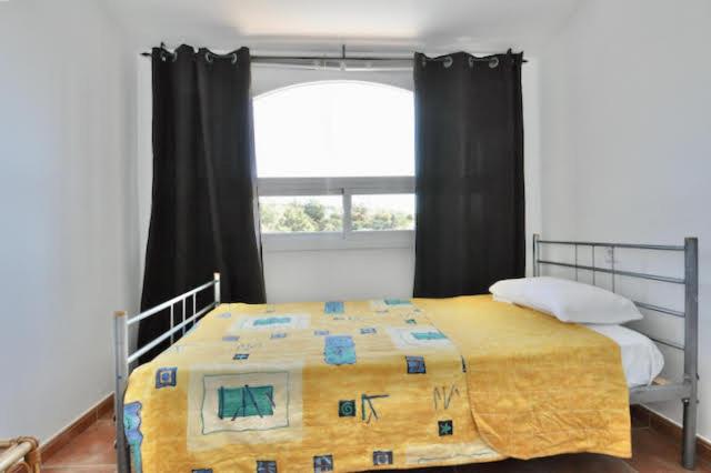 Casa de cuatro habitaciones