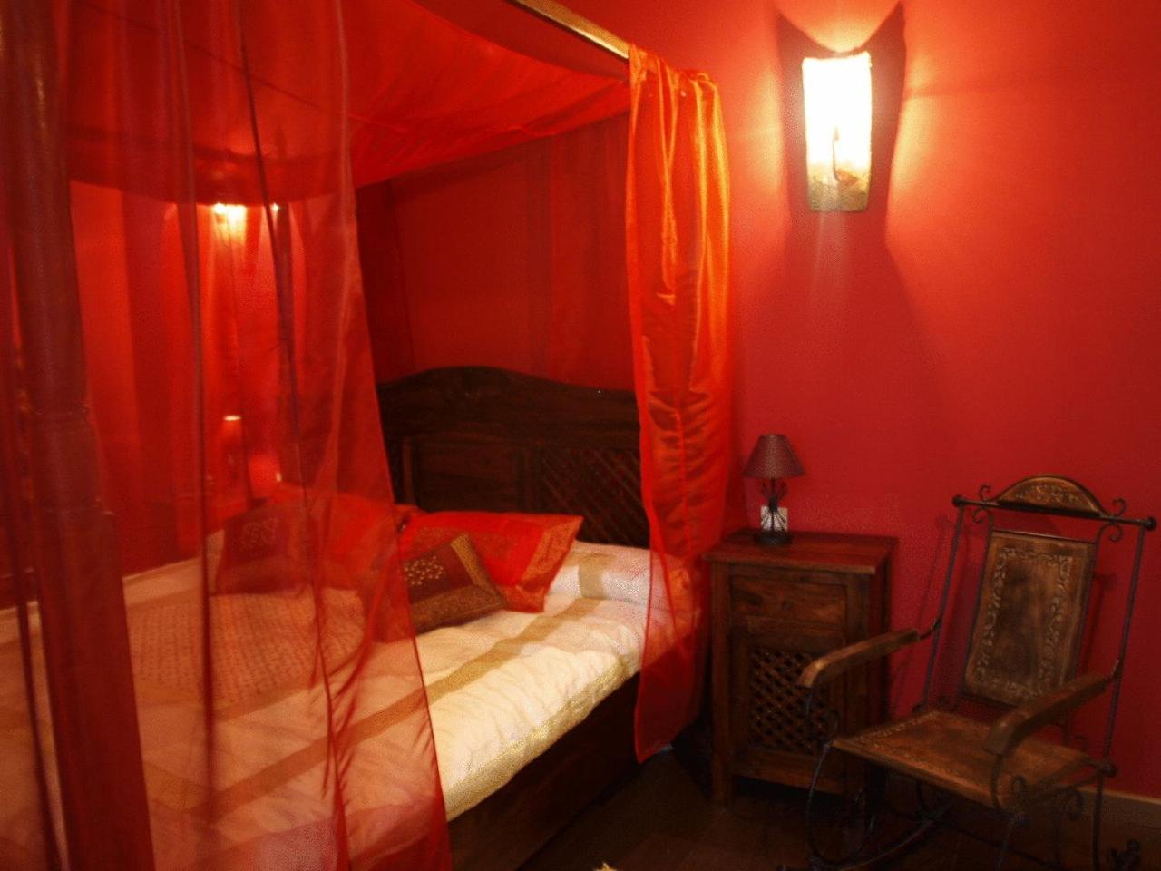 Suite - Photo 3