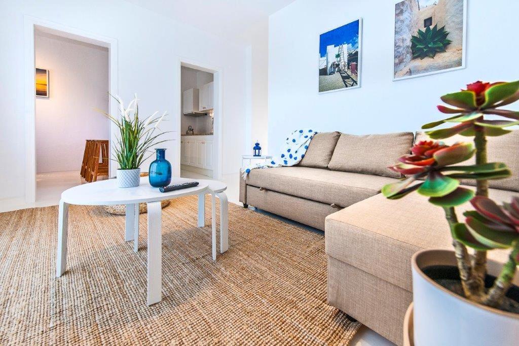 Apartamento con Balcón