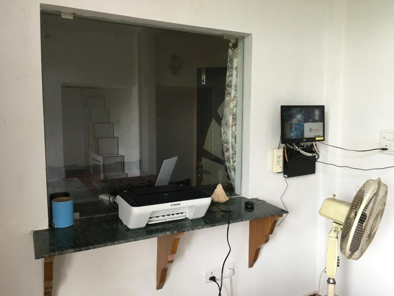 Double Room - Photo 12