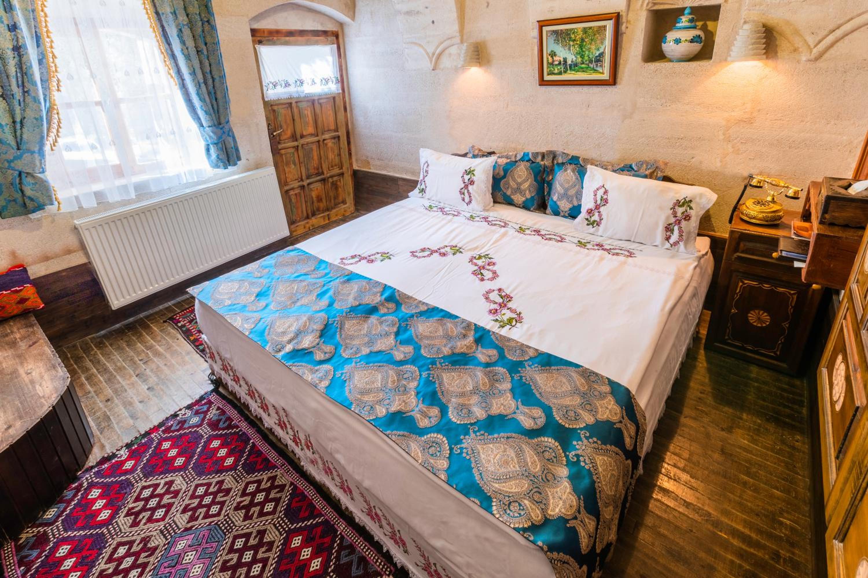 Double Cave Room  - Photo 12